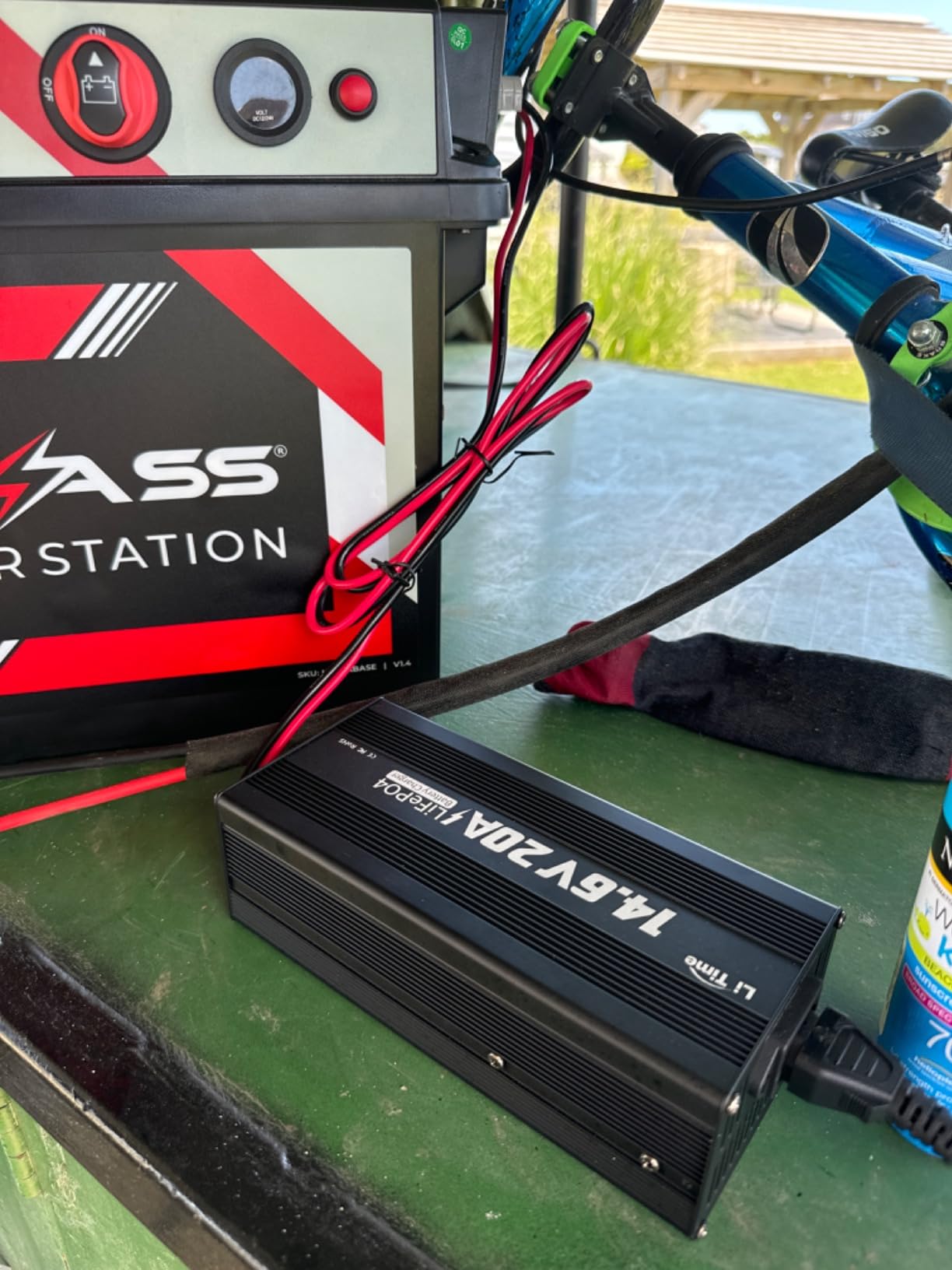LiTime 12V 20A Lithium Battery Charger, 14.6V Output AC-DC, 0V Activation | For LiFePO4 Batteries, Anderson Connector & LED Indicator, 6 Safety Protections, Deep Cycle Charging for RVs, Homes, Off-Grid customer photo 2
