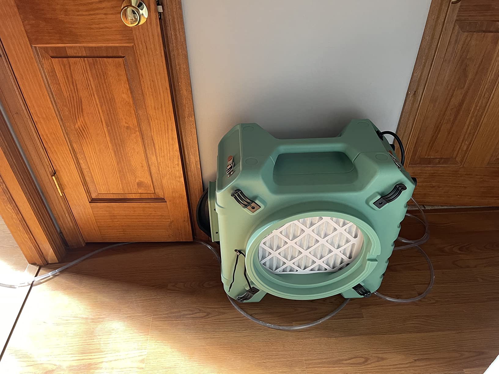 ALORAIR PureAiro HEPA Pro 770 Air Scrubber, 3-Stage Filtration System customer photo 1