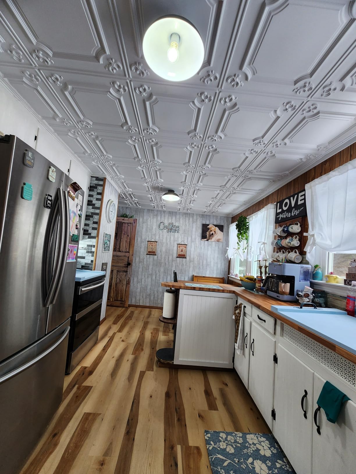 Art3d 12-Pack Waterproof PVC Drop Ceiling Tiles, 24 x 24 in, White customer photo 1