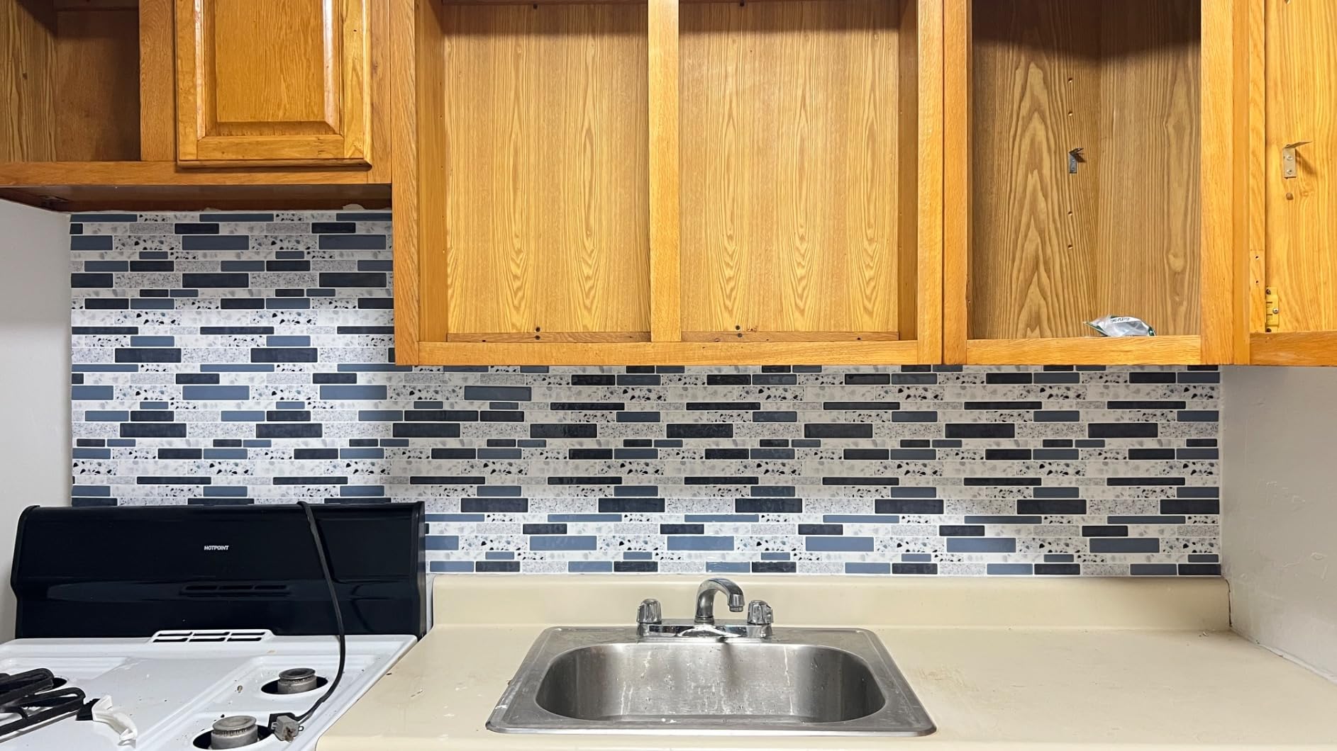 WOWSTAR 10-Sheet Peel and Stick Backsplash Tile for Kitchen Wall, Back Splash Stick On Tiles for Kitchen (12