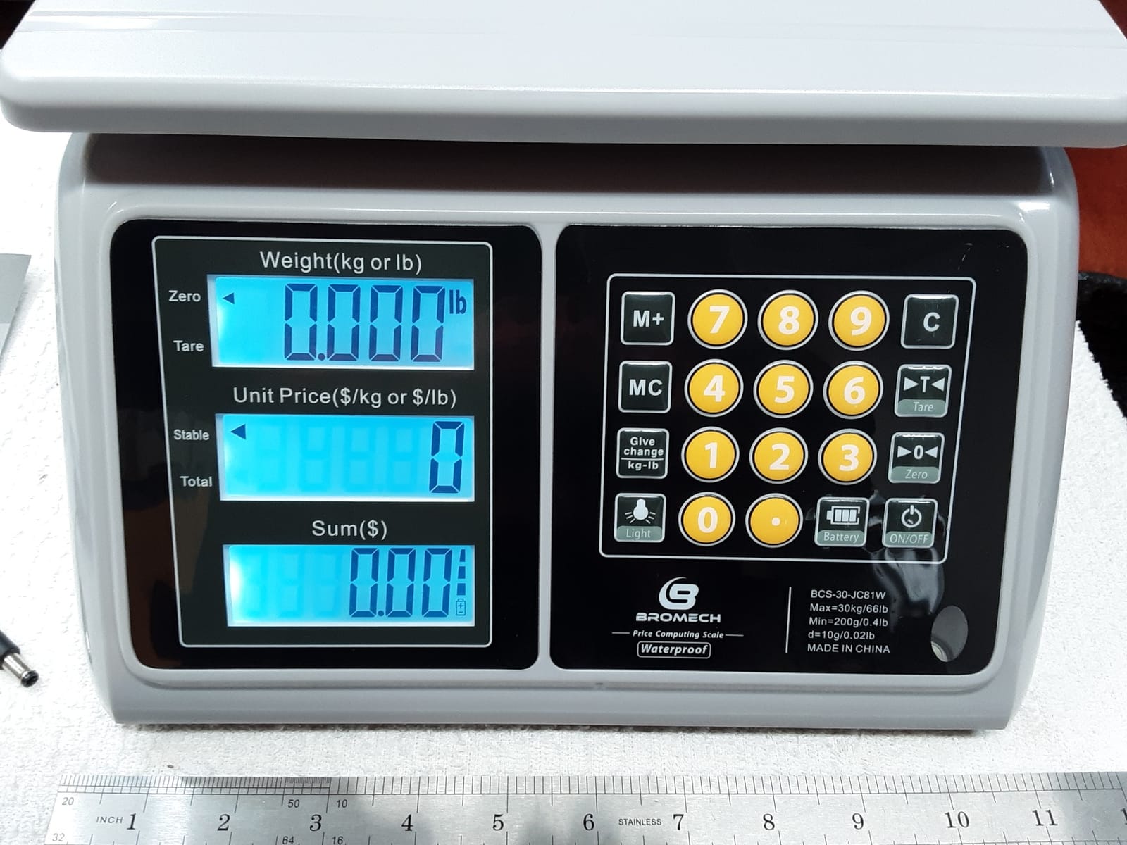 Waterproof Commercial Food Scale 66lb with Price Computing customer photo 2