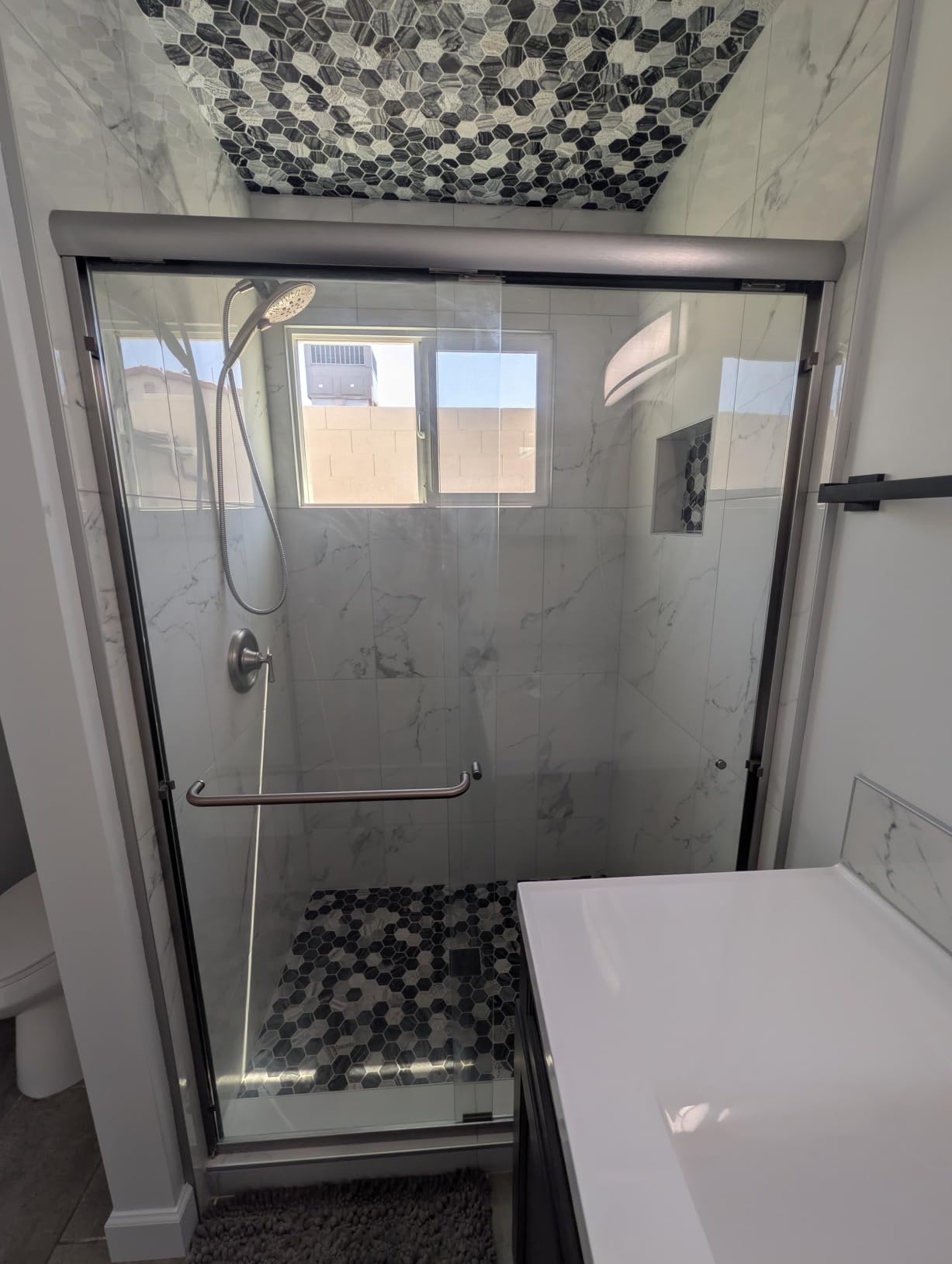 ELEGANT Semi-Frameless Sliding Shower Door Adjustable 56-60 in. W x 72 in. H, Bathroom Sliding Shower Door with 1/4'' Clear Tempered Glass, Matte Black Finish Double Sliding Glass Shower Enclosure customer photo 1
