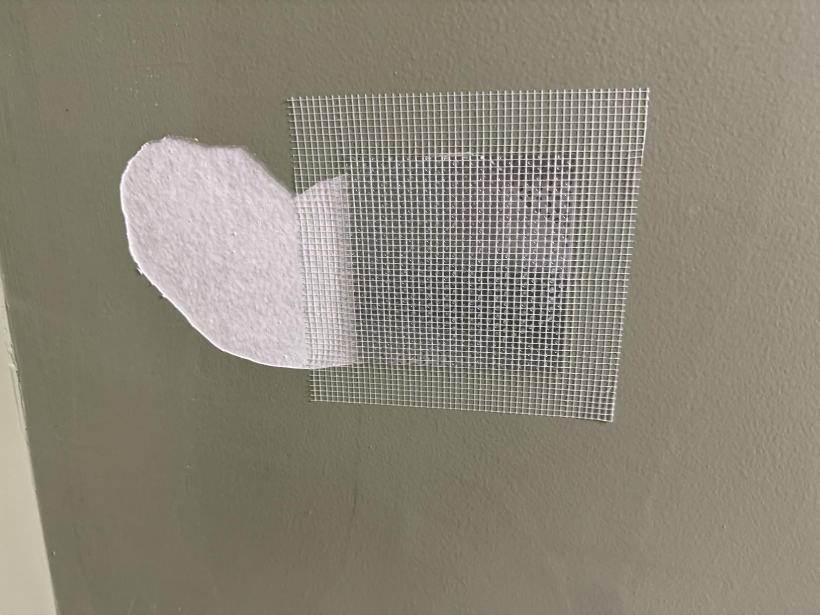 Drywall Repair Kit, 2 Pack Spackle Wall Repair Patch Kit with Scraper, Wall Mending Agent Large Hole Drywall Patch, Easy to Fill Holes in Home Wall and Quick Repair Crack, Plaster Wall Repair customer photo 1