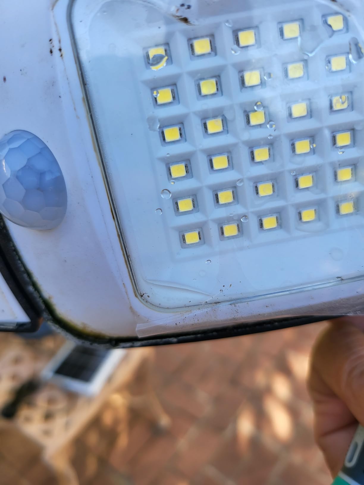 intelamp Solar Outdoor Lights, Motion Sensor with Dual Sensors Waterproof customer photo 1