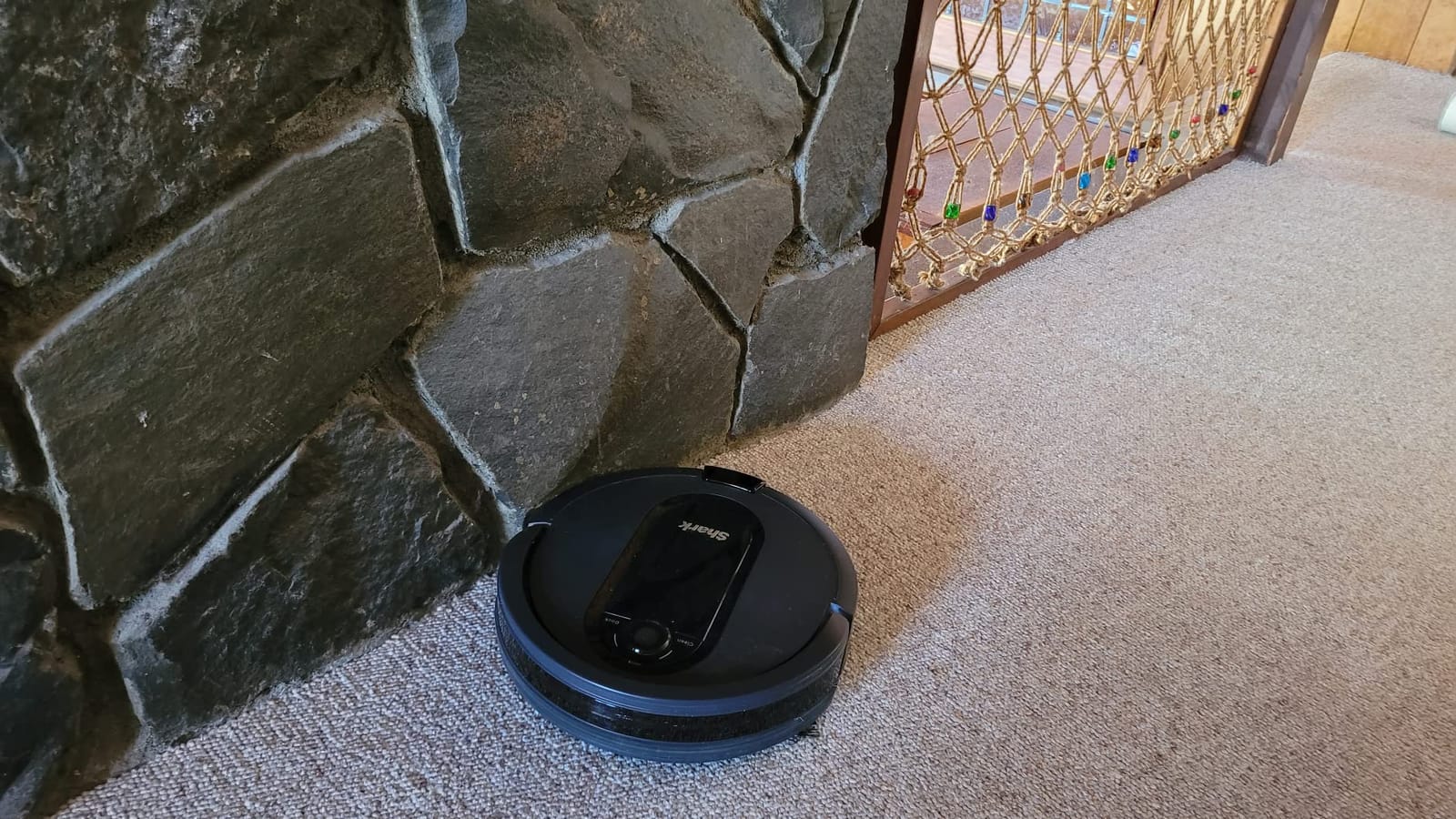 Shark AV2501S AI Ultra Robot Vacuum, with Matrix Clean, Home Mapping, 30-Day Capacity HEPA Bagless Self Empty Base, Perfect for Pet Hair, Wifi, Dark Grey customer photo 2