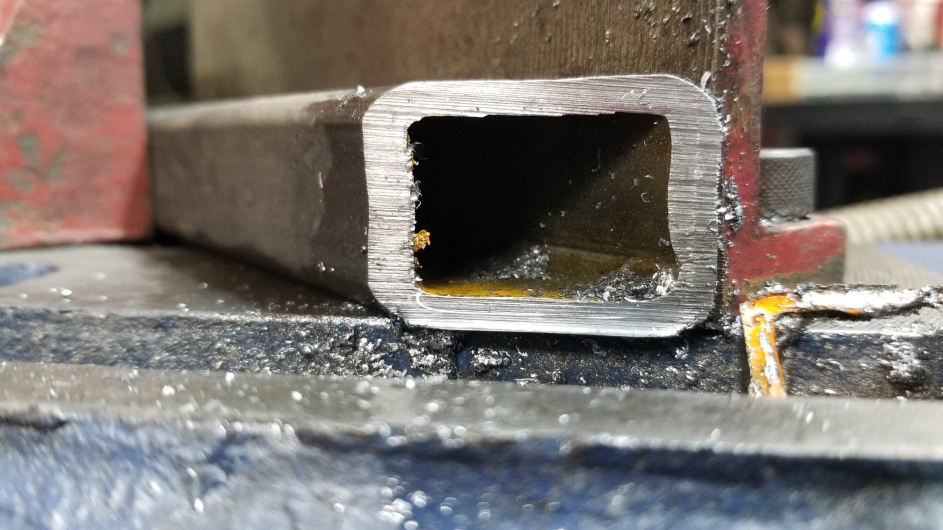 Metal Cutting Oil Cutting Fluid for Machine Shops | Fusion Cool 2240 | General Purpose Coolant for and Machine Shop Operations | Health Safety | Exceptional Sump Life | Semisynthetic (1 Gallon) customer photo 1