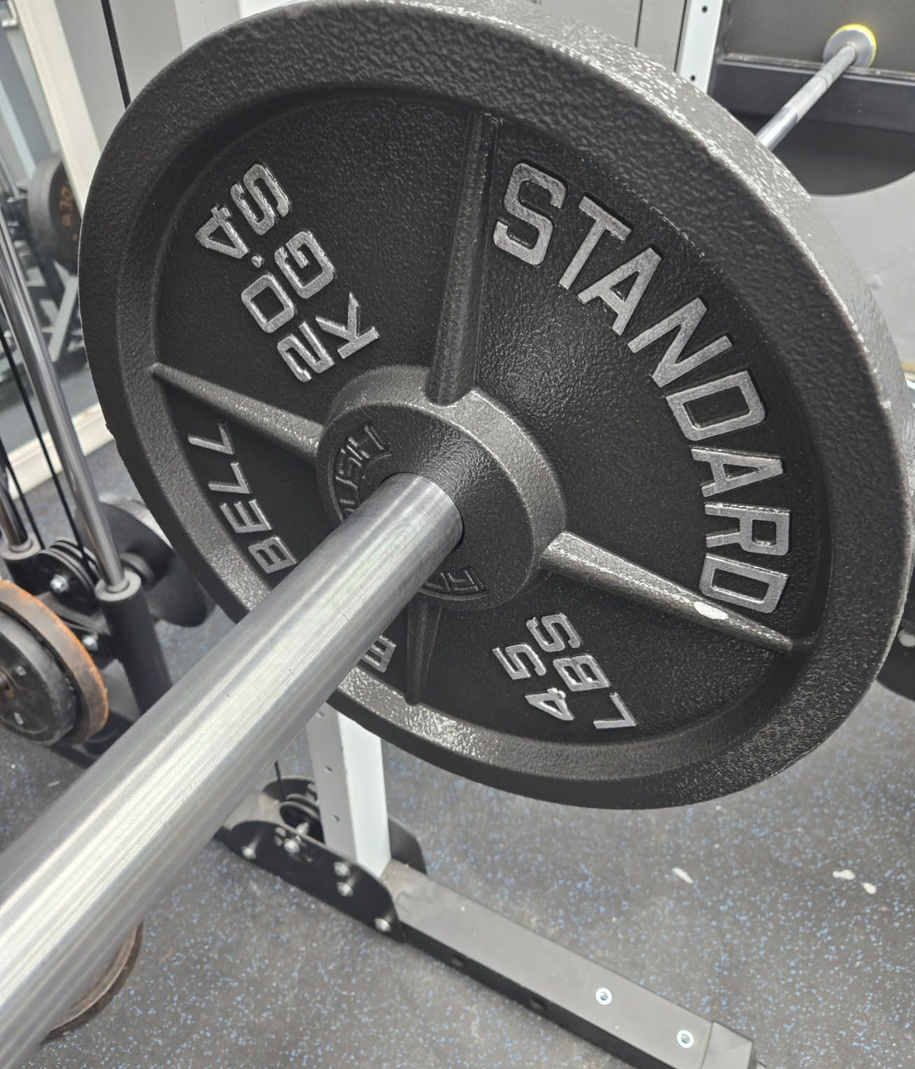 Cast Iron Olympic Weight Plates – Free Weights with 2-inch Hole & Anti-Rust Hammertone Finish - Ideal for Strength Training, Crossfit Equipment & Home Gym Set – Sold in Pairs - 2.5LB–45LB customer photo 2