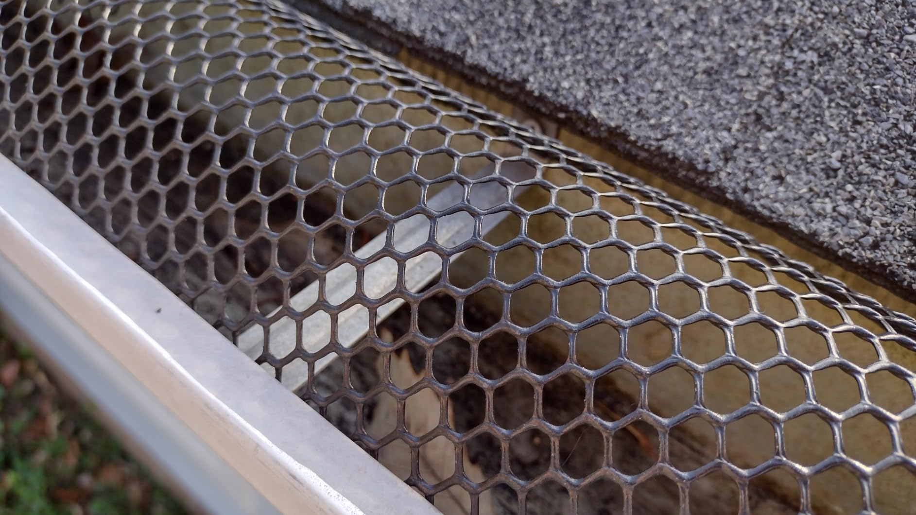 Rocky Mountain Goods 6” Gutter Guard Mesh - 20 Foot Leaf Guard Protects from Branches, Leaves, Debris - Easy Cut with Scissors to Custom Lengths - Easy Install - Does Not Rust customer photo 2