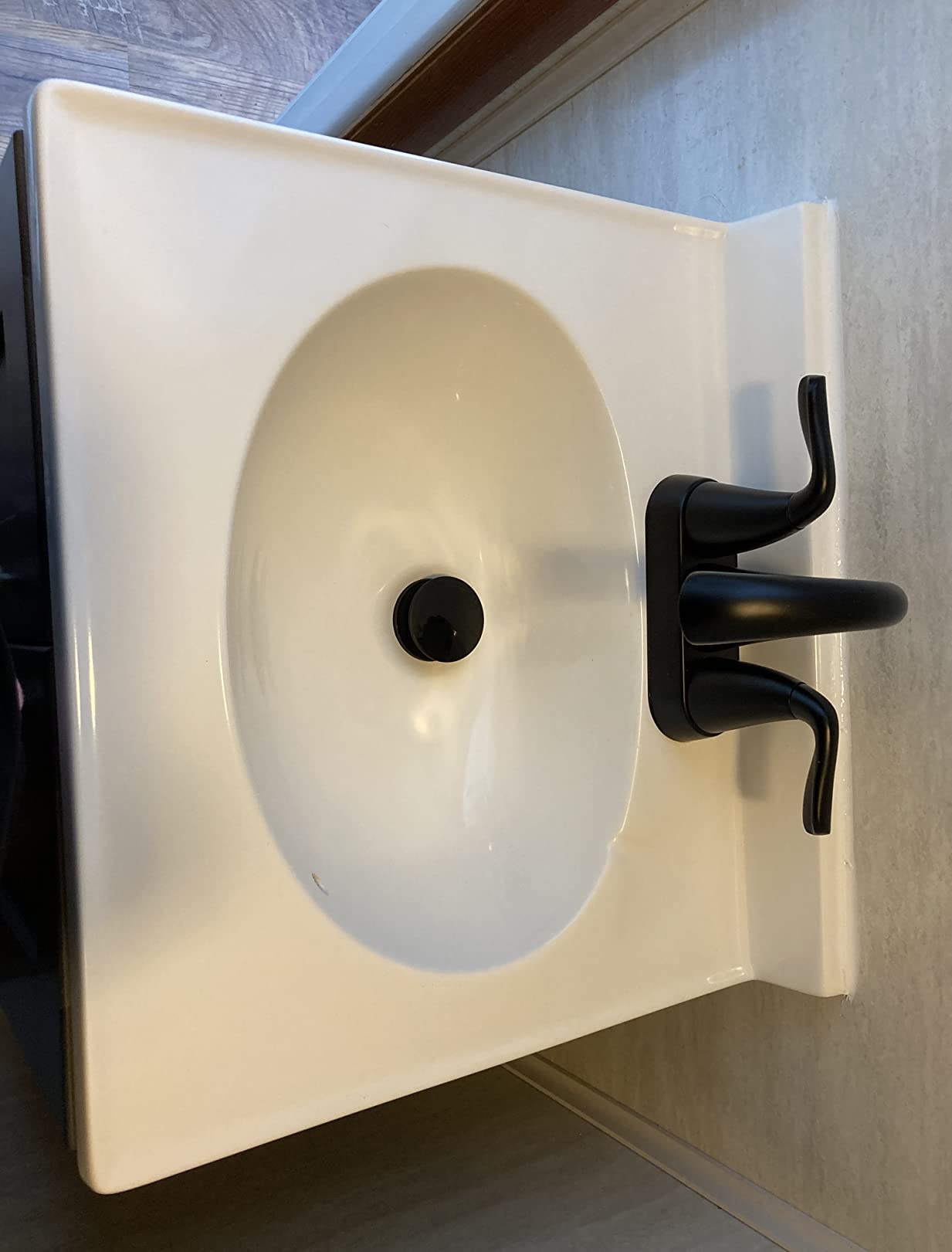 Fine Fixtures Cultured Marble Composite Bathroom Sink Top - Fits Standard 18” Vanity | Elegant and Durable Bathroom Sinks for Modern Homes - Upgrade Your Space - Perfect for Any Bathroom Design customer photo 1