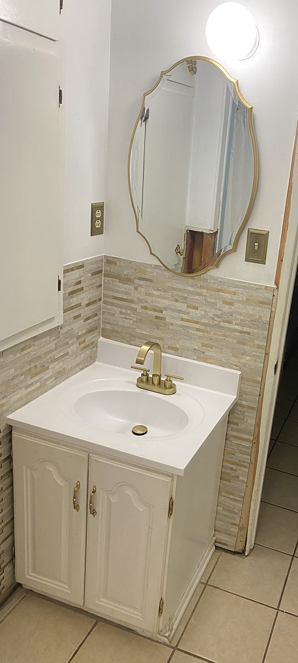Fine Fixtures Cultured Marble Composite Bathroom Sink Top - Fits Standard 18” Vanity | Elegant and Durable Bathroom Sinks for Modern Homes - Upgrade Your Space - Perfect for Any Bathroom Design customer photo 2