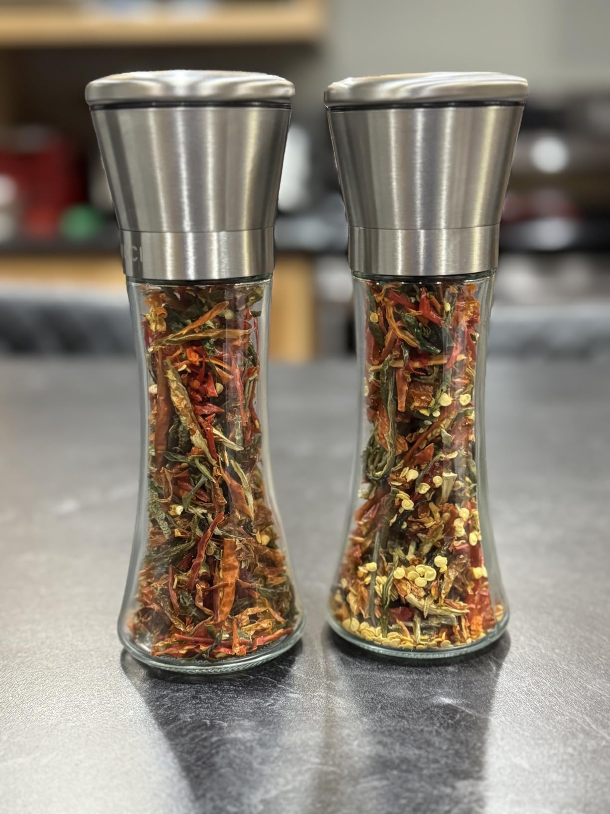 Manual Salt and Pepper Grinder Set of 2, Refillable Stainless Steel Mills customer photo 2