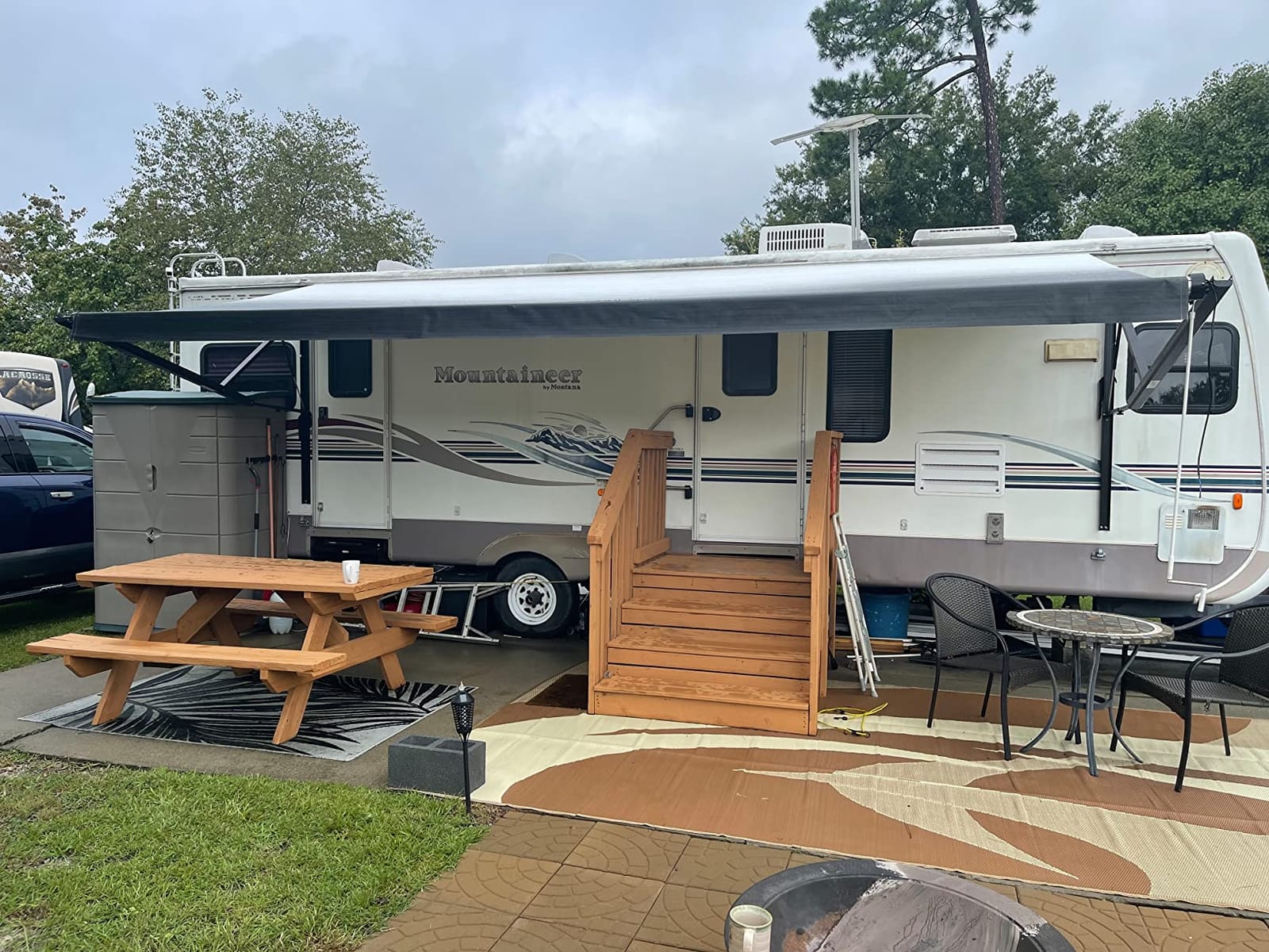 Awnlux White Motorized Modular Retractable RV Awning Full Set Assemblies for RV, 5th Wheel, Travel Trailers, Toy Haulers, and Motorhome - RV Trailer Awning for Home or Camper - 20x8 Ft - Black Strip customer photo 2