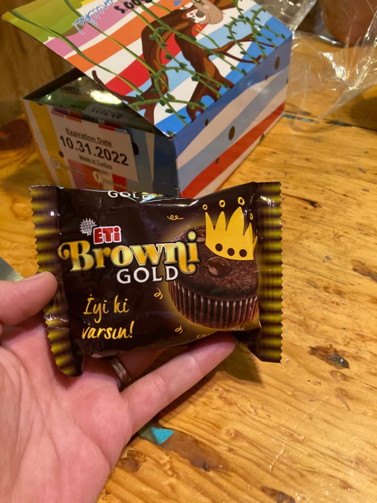 International Snack Box, Giftable Exotic Universal Treats and Candies, Foreign Foods from around the World, Authentic Tasting Experience Inspired by European, Korean and Japanese Cultures customer photo 2