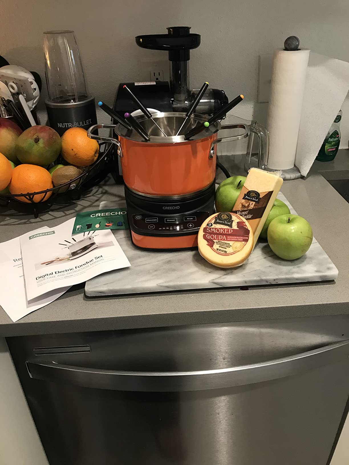 GREECHO Fondue Pot Electric Set, 2.6 Qt Stainless Steel Electric Fondue Pot with 3 Preset Mode (Cheese, Chocolate & Broth), 1200W Fondue Pot Set with Separated Fondue Pot & 6 Color-Coded Forks, Orange customer photo 1
