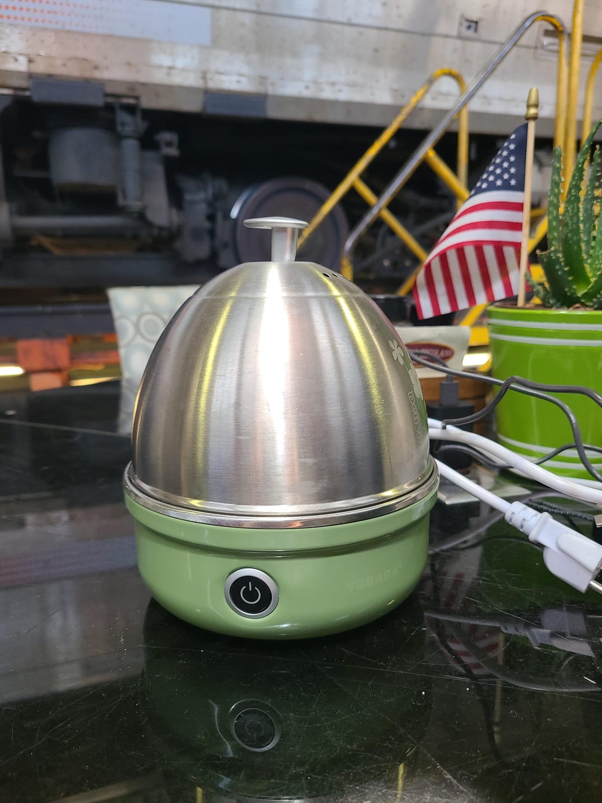 VOBAGA Electric Egg Cooker, Rapid Egg Boiler with Auto Shut Off for Soft, Medium, Hard Boiled, Poached, Steamed Eggs, Vegetables and Dumplings, Stainless Steel Tray with 7-Egg Capacity (Black) customer photo 1