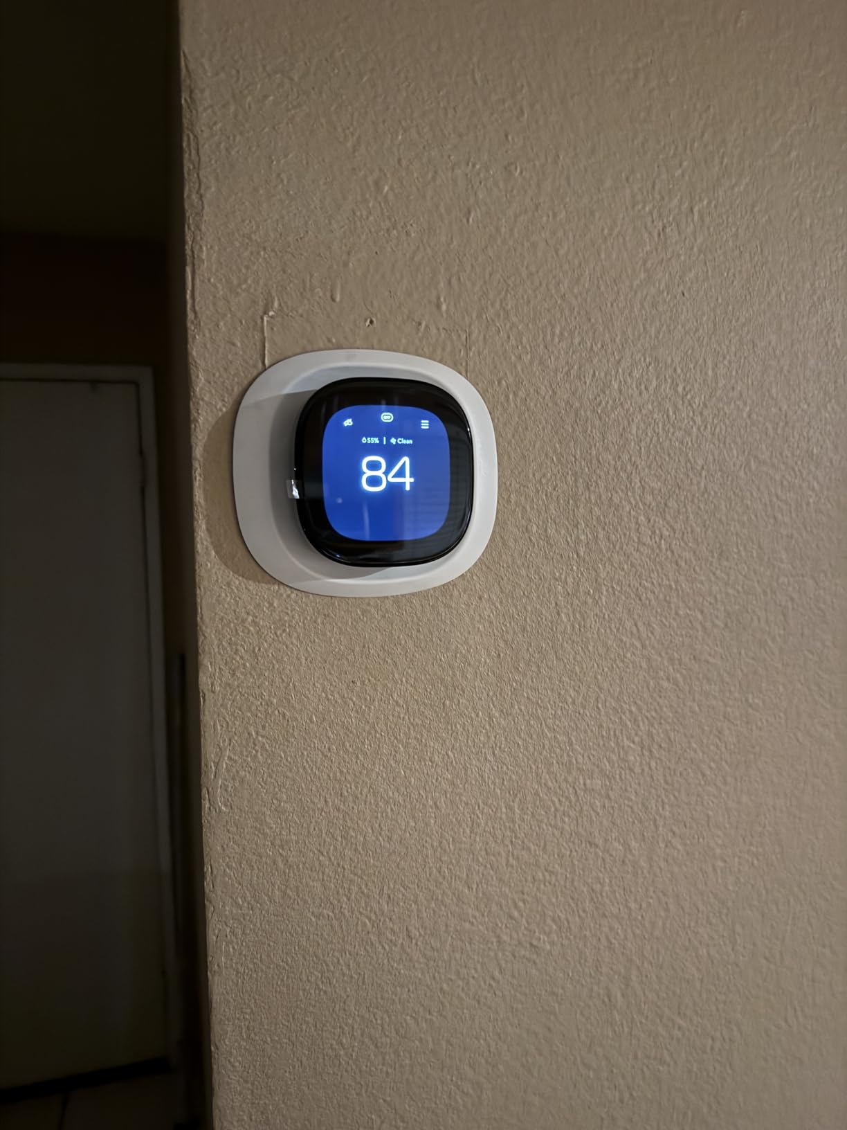 ecobee Smart Thermostat Premium - WiFi, Siri & Alexa Built-In, Smart Sensor customer photo 1