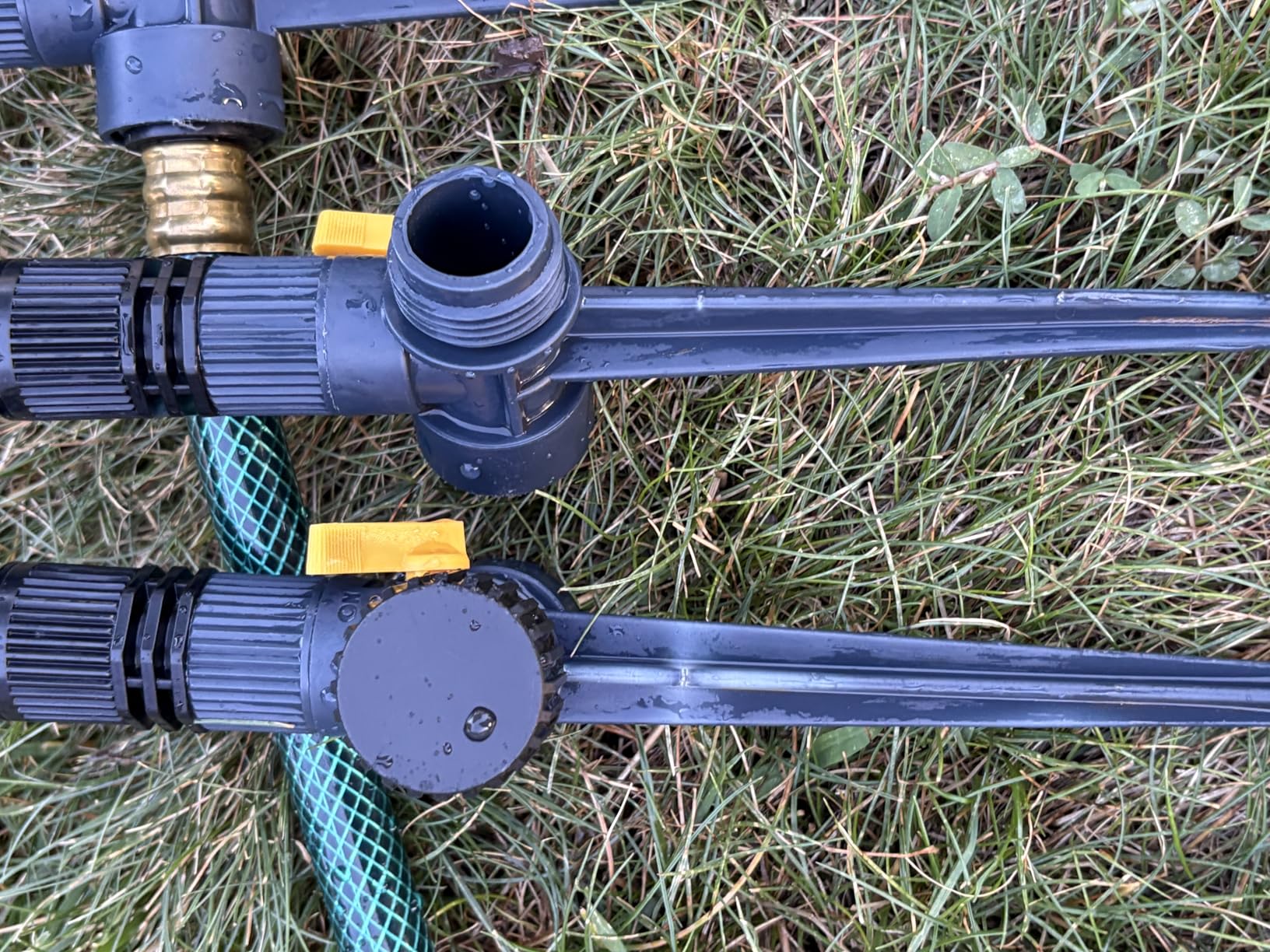 Melnor Multi-Adjustable Watering Set, 1800 Sq Ft: 3 Sprinklers, 2 Hoses customer photo 1