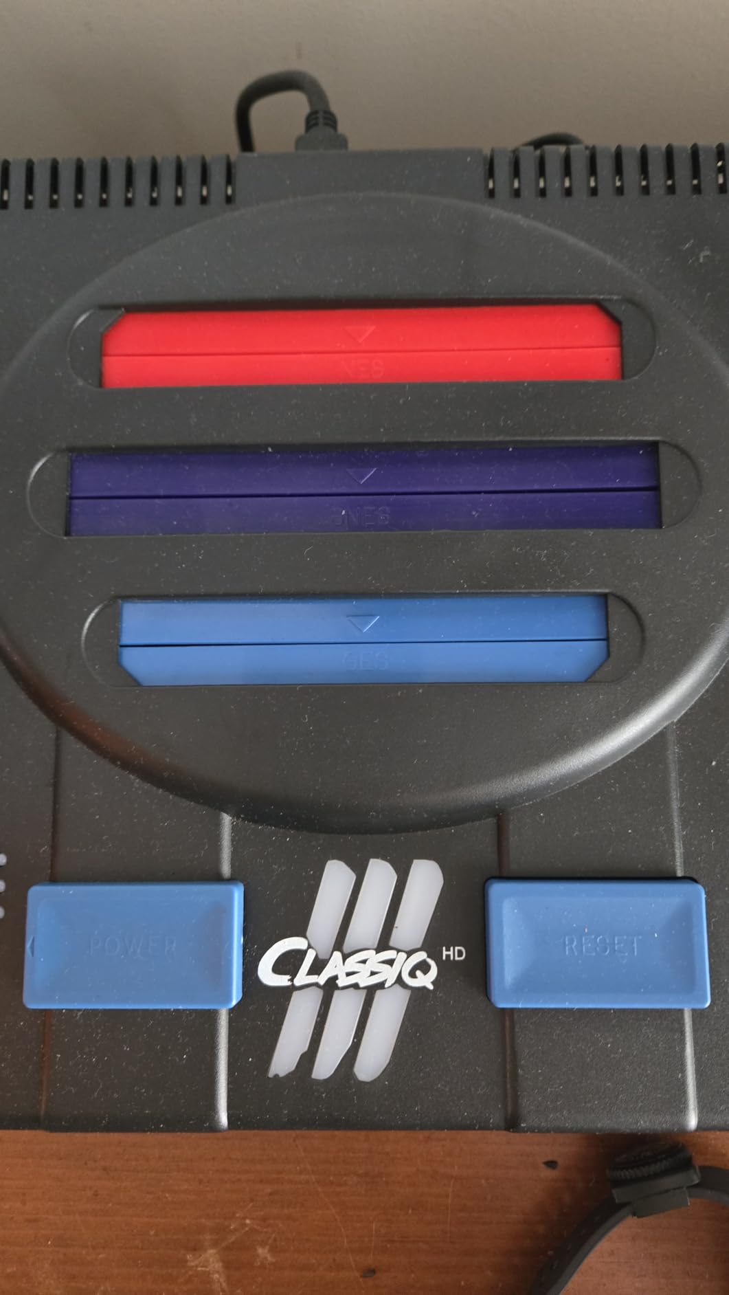 Old Skool Classiq 3 HD 720p 3-in-1 Retro Game Console - Black customer photo 1