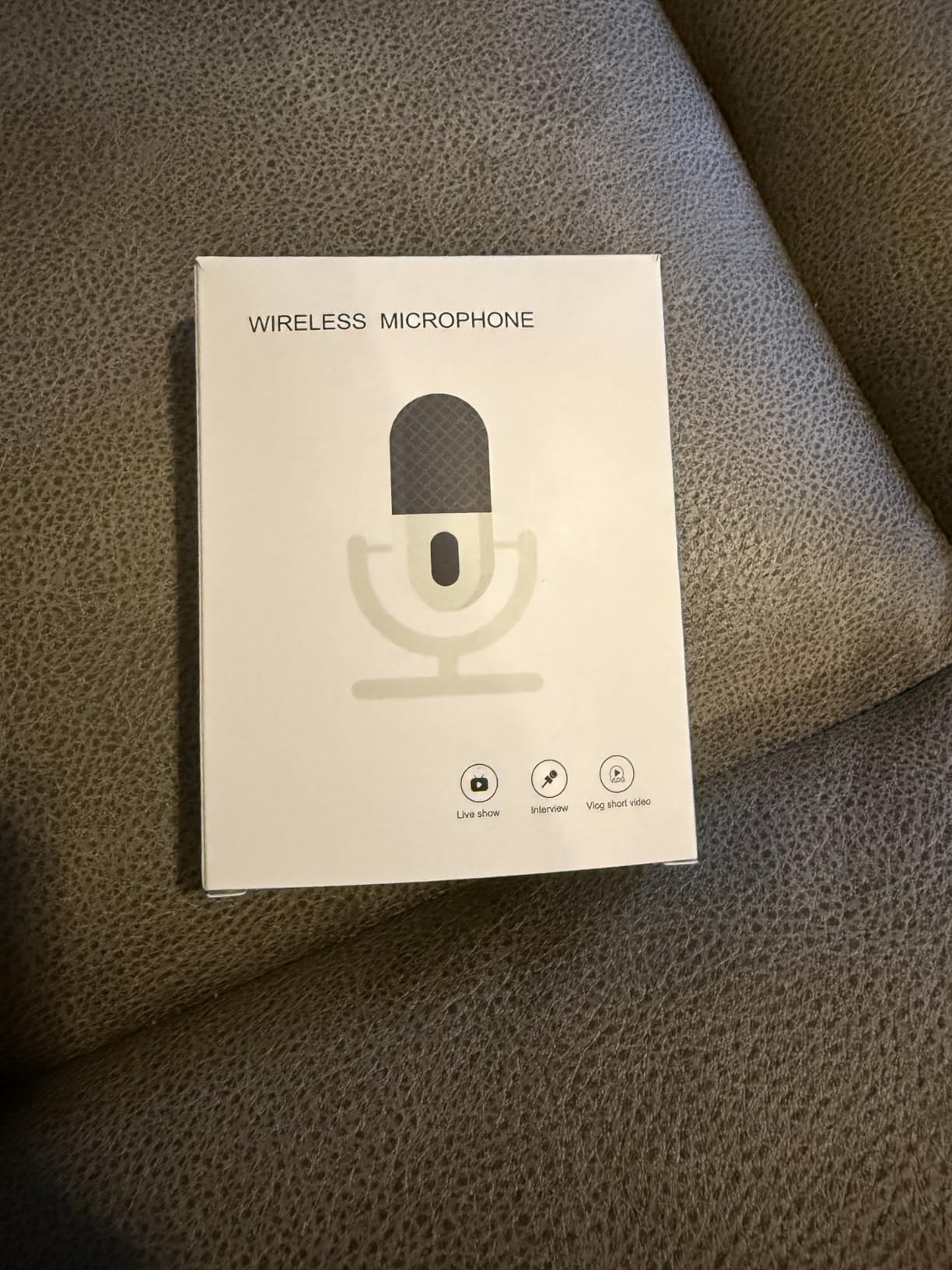 2-Pack Wireless Mini Lavalier Lapel Microphone for iPhone, Android(2 in 1) customer photo 1