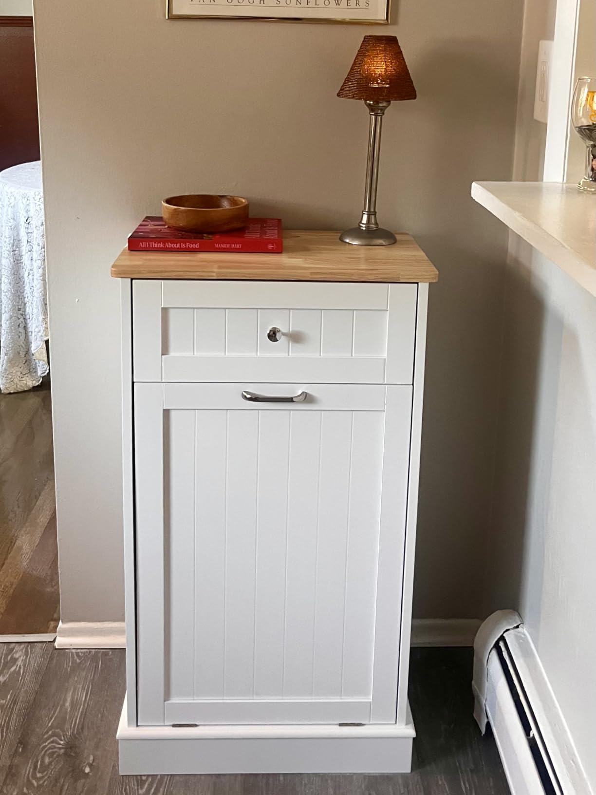 Betterhood 10 Gallon Tilt Out Trash Cabinet with Big Storage Drawer, Solid Wooden Trash Garbage Can Cabinet, Mid-Century Modern Recycling Cabinet & Laundry Sorter for Kitchen Dining Room, White customer photo 1