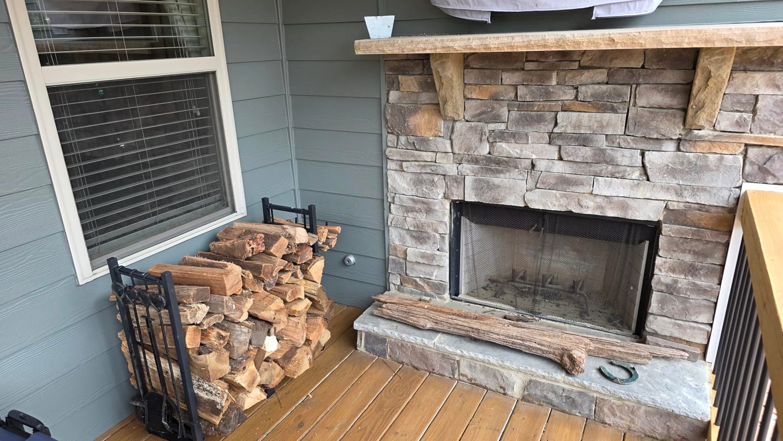 Firewood Rack Outdoor with Cover, 4FT Indoor Wood Rack for Firewood customer photo 2