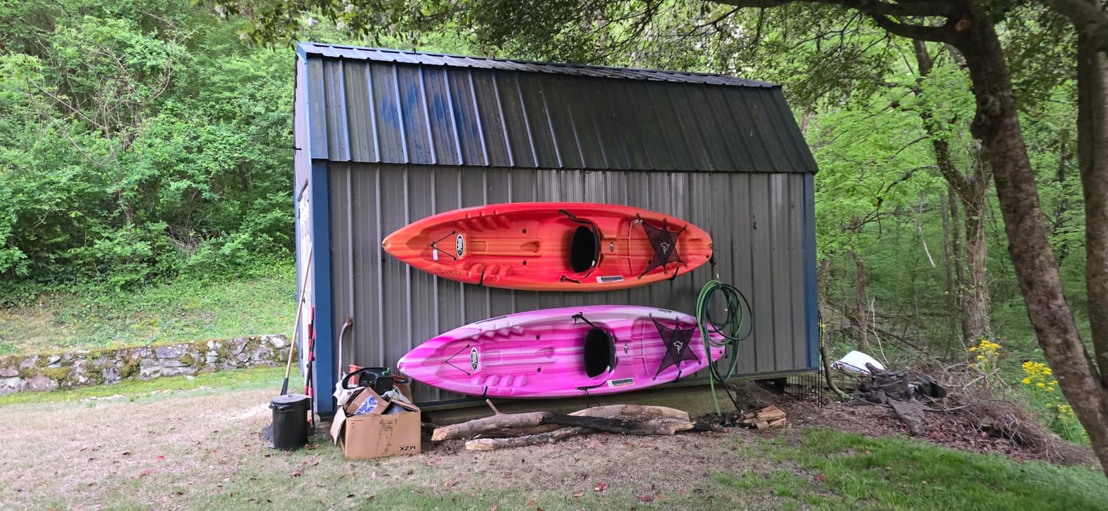 WALMANN Lightweight Kayak Storage Rack, Wall Mount Kayak Hooks for 2 Kayaks customer photo 2