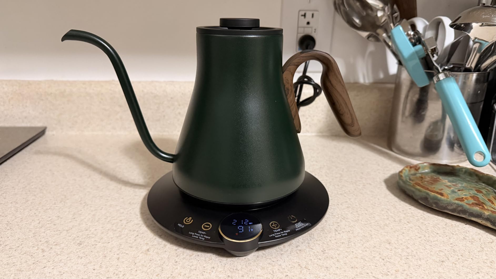 INTASTING Gooseneck Electric Kettle with ±1℉ Temperature Control 0.9 Liter customer photo 1
