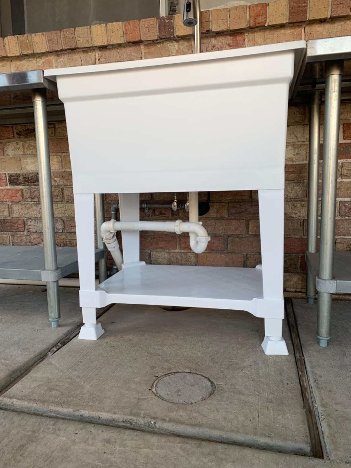UTILITYSINKS Freestanding Utility Sink - Quick Connect Drain - 24 x 24 in customer photo 1