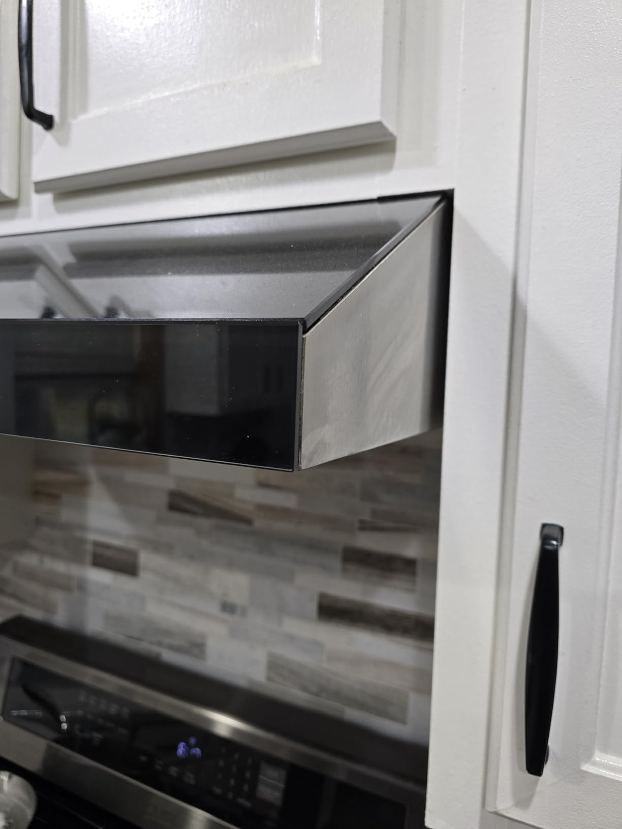 IKTCH 30 Inch Under Cabinet Range Hood, 900 CFM with 4-Speed Gesture Sensing & Touch Control, Stainless Steel Range Hood customer photo 2