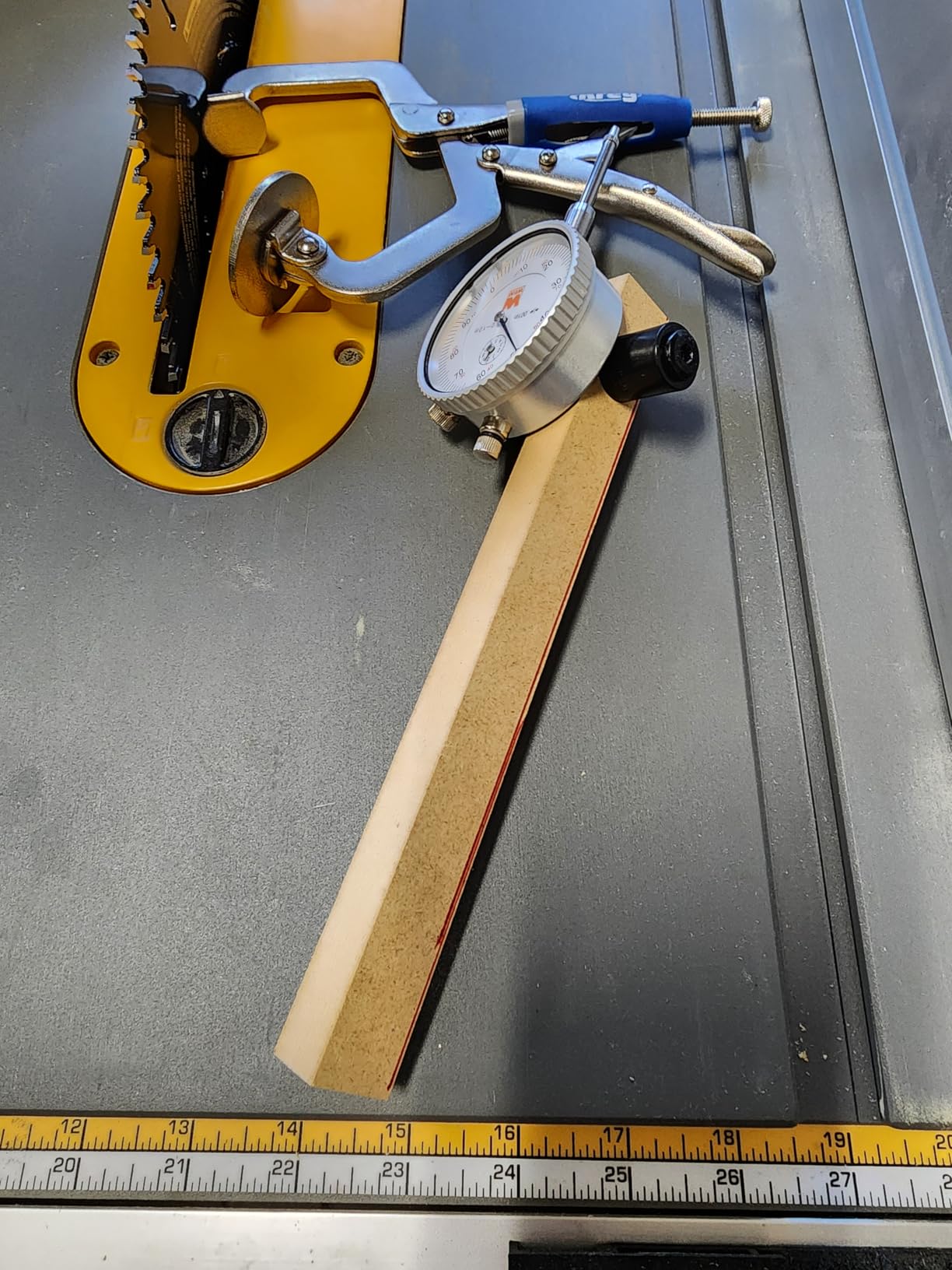 WEN 10703 1 in. Precision Dial Indicator with .001 in. Resolution customer photo 1