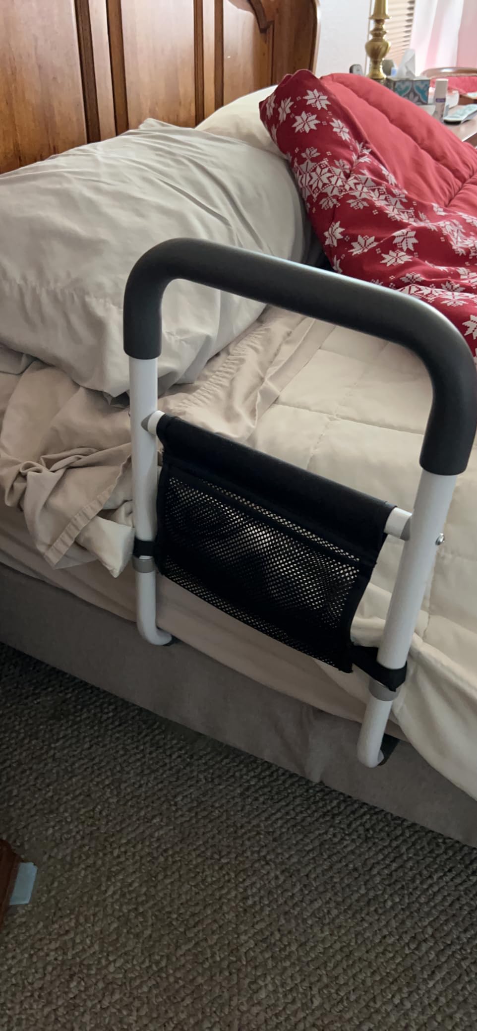 WeHwupe Bed Rails for Elderly Adults Safety with Bedside Storage Pocket customer photo 2
