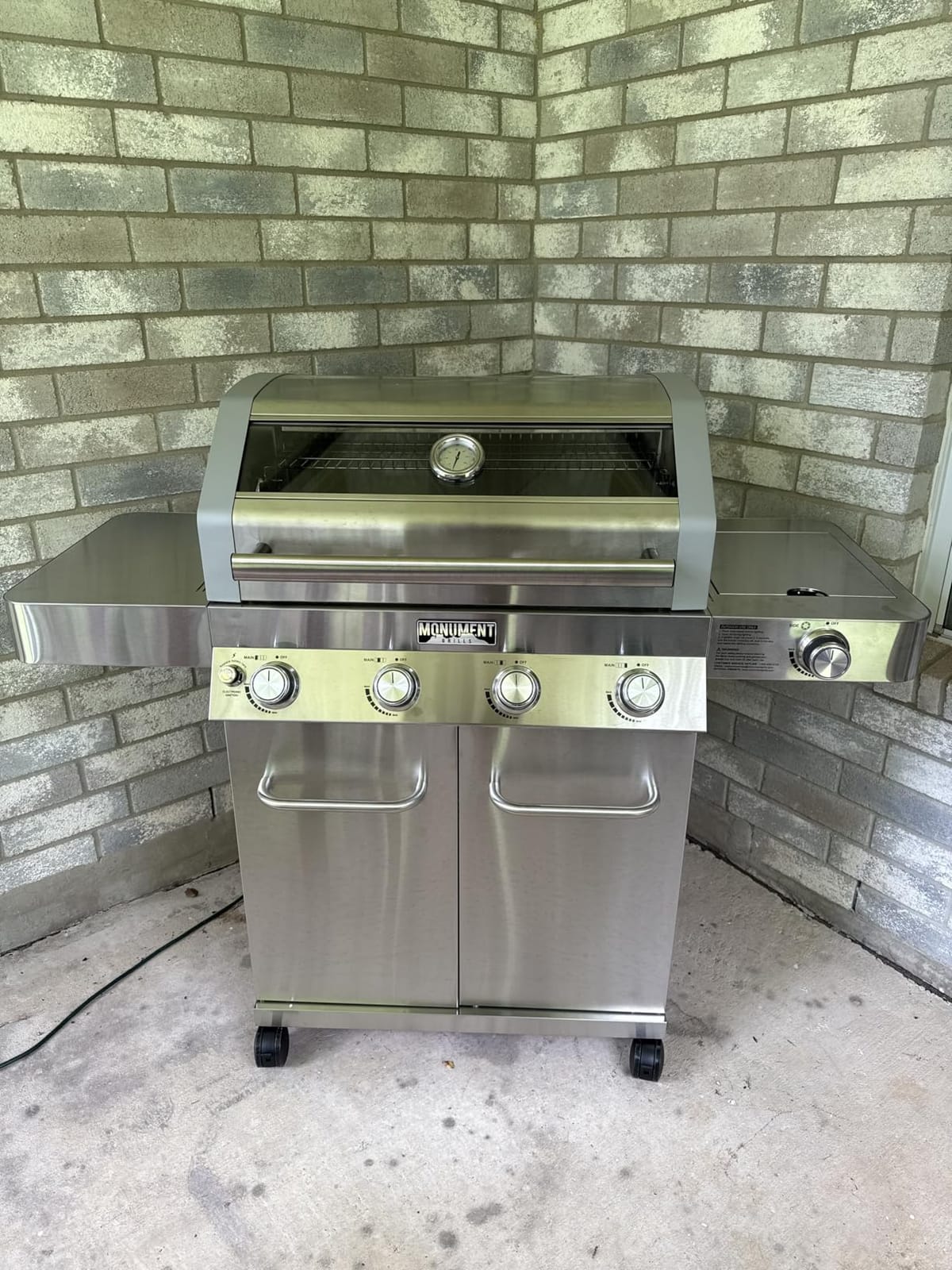 Monument Grills Larger Convertible 4-Burner Natural Gas Grill Stainless Steel Cabinet Style Propane Grills with Conversion Kit(2 Items) customer photo 1
