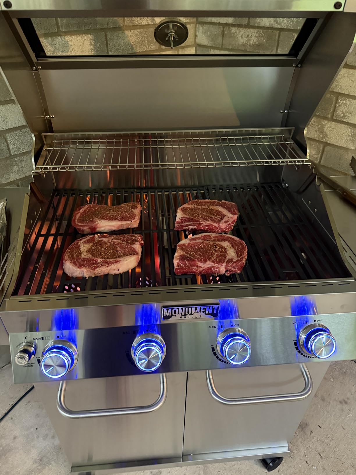 Monument Grills Larger Convertible 4-Burner Natural Gas Grill Stainless Steel Cabinet Style Propane Grills with Conversion Kit(2 Items) customer photo 2