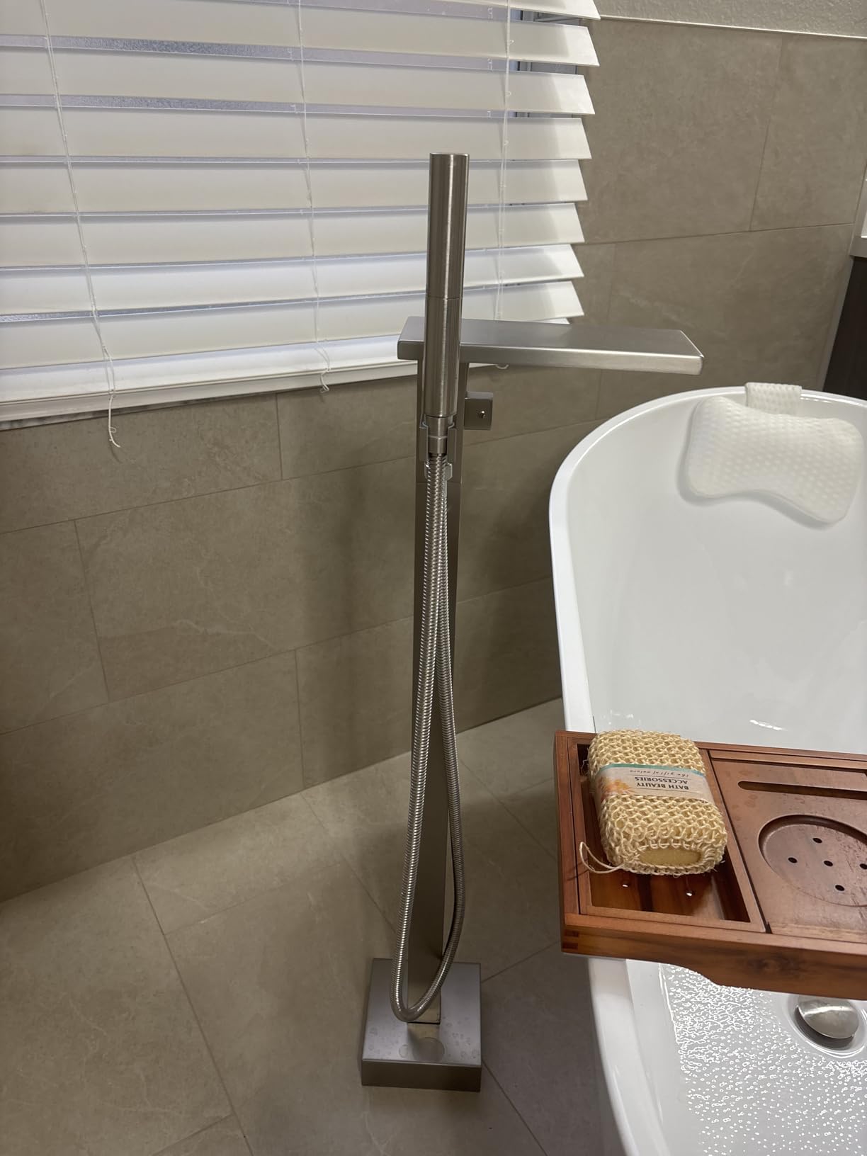 Hoimpro Free Standing Tub Faucet Freestanding Stand Bathtub Faucet Filler customer photo 1