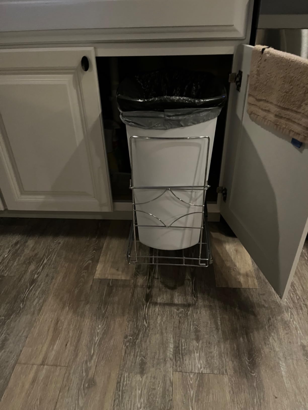 Youeon Pull Out Trash Can Under Cabinet, Adjustable Stainless Steel Under Sink Trash Can Pull Out, Slide Out Garbage Shelf, Fit for 7-11 Gallon Trash Can(Not Included) customer photo 1