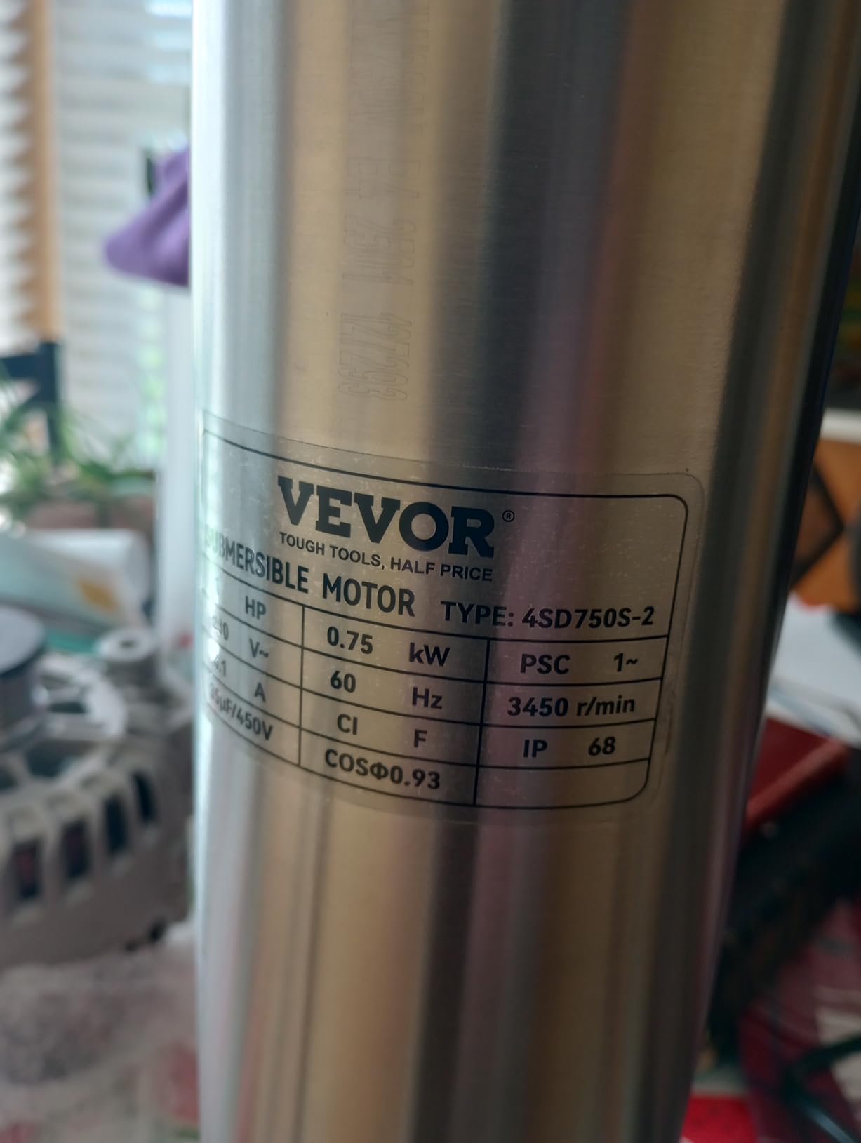 VEVOR Deep Well Submersible Pump 1 HP 230V/60Hz 37 GPM Flow 207 ft Head | for Industrial Irrigation & Home Use, 4