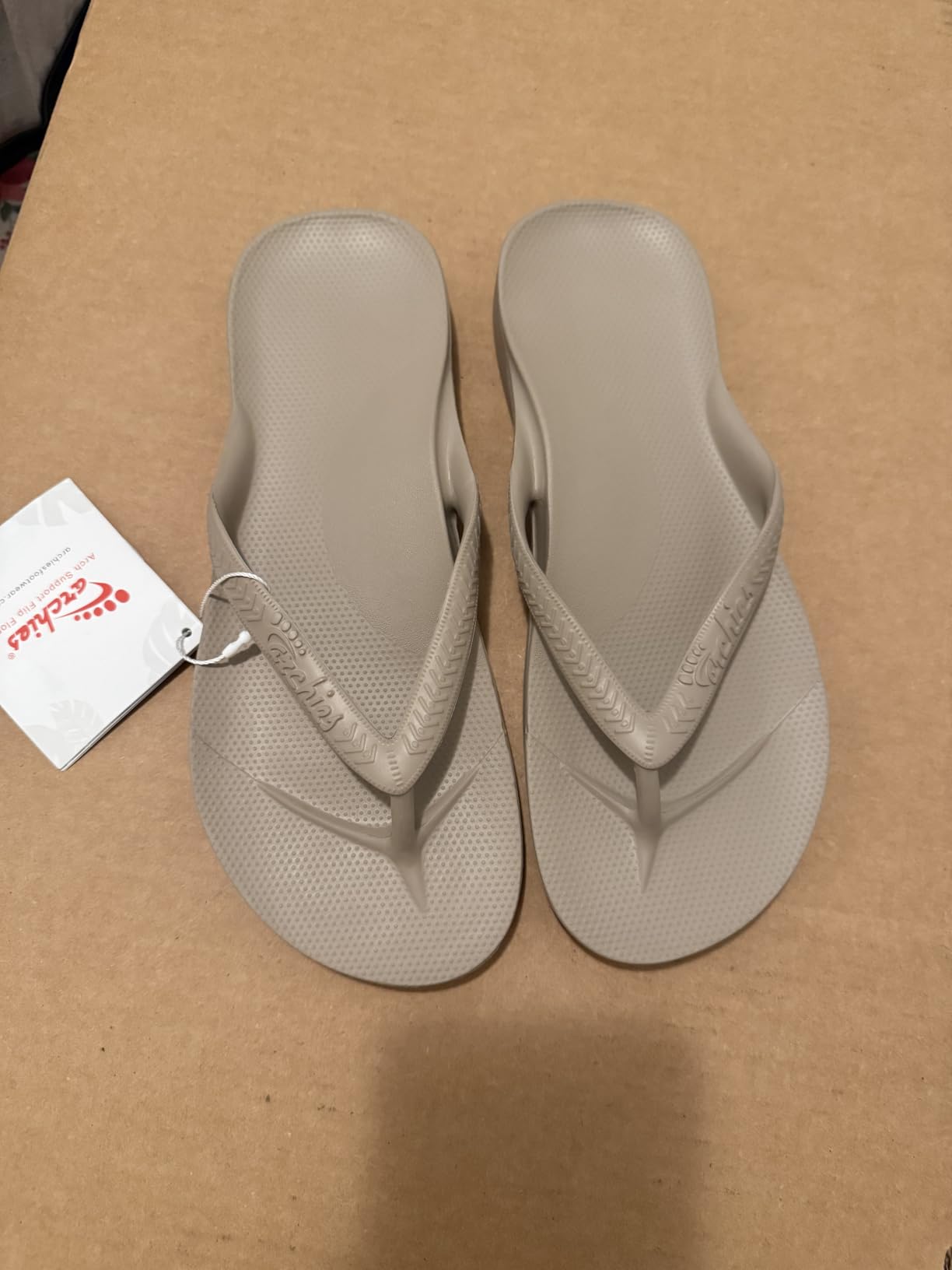 Archies Arch Support Flip Flops for Men & Women – Orthotic Sandals for Plantar Fasciitis Relief – Lightweight, Cushioning, Shock-Absorbing Thong Sandals for Walking, Foot Pain & All-Day Comfort customer photo 2