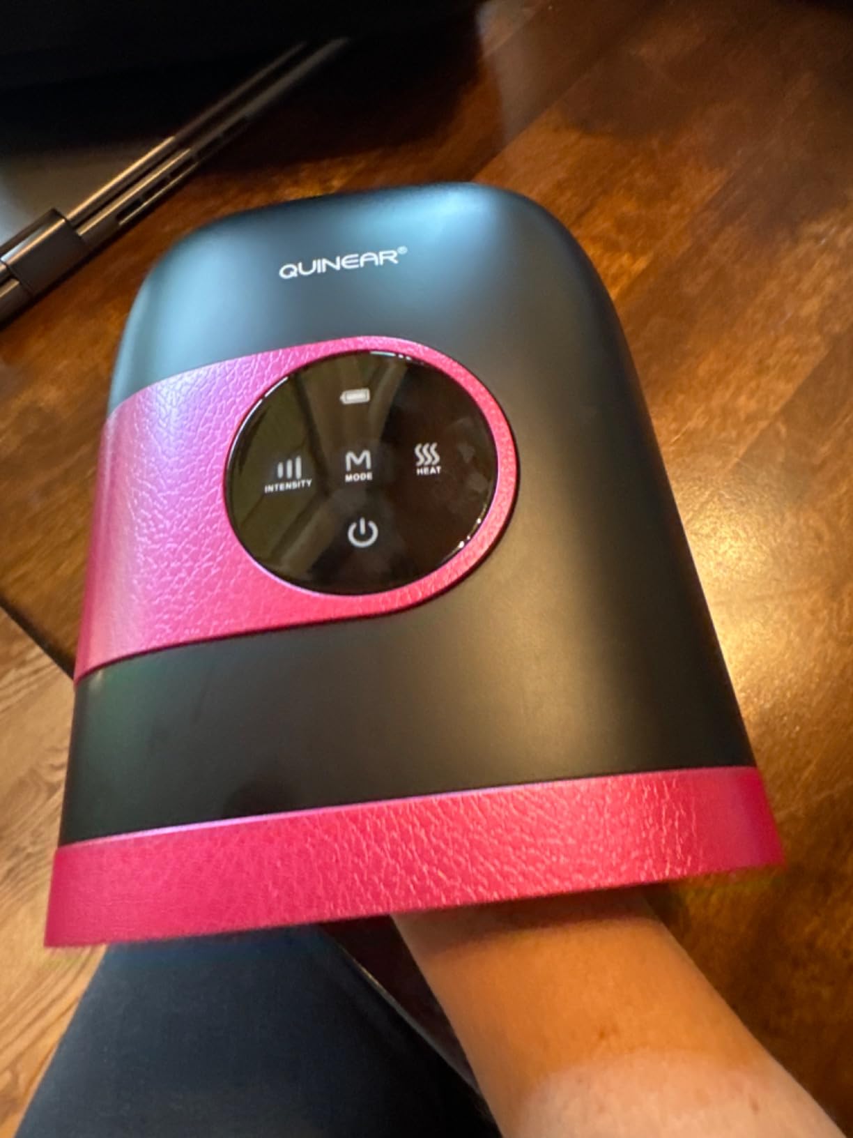 QUINEAR Hand Massager - Cordless Hand Massager with Heat and Compression for Arthritis, Carpal Tunnel and Stiff Joints - Gifts for Women Men - FSA-HSA customer photo 1