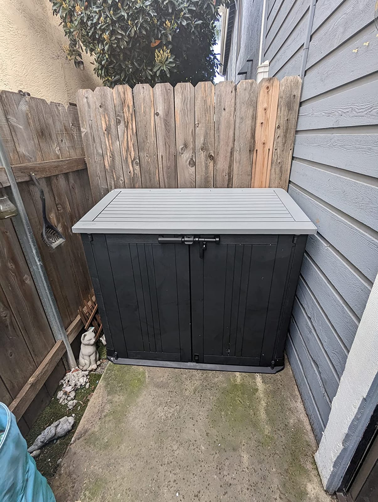 Keter Store-It-Out Prime XL 4.75 x 2.6 Foot Resin Outdoor Storage Shed with Double Doors and Easy Lift Hinges, Perfect for Trash Cans, Garden and Yard Tools, and Pool Toys, Black customer photo 1