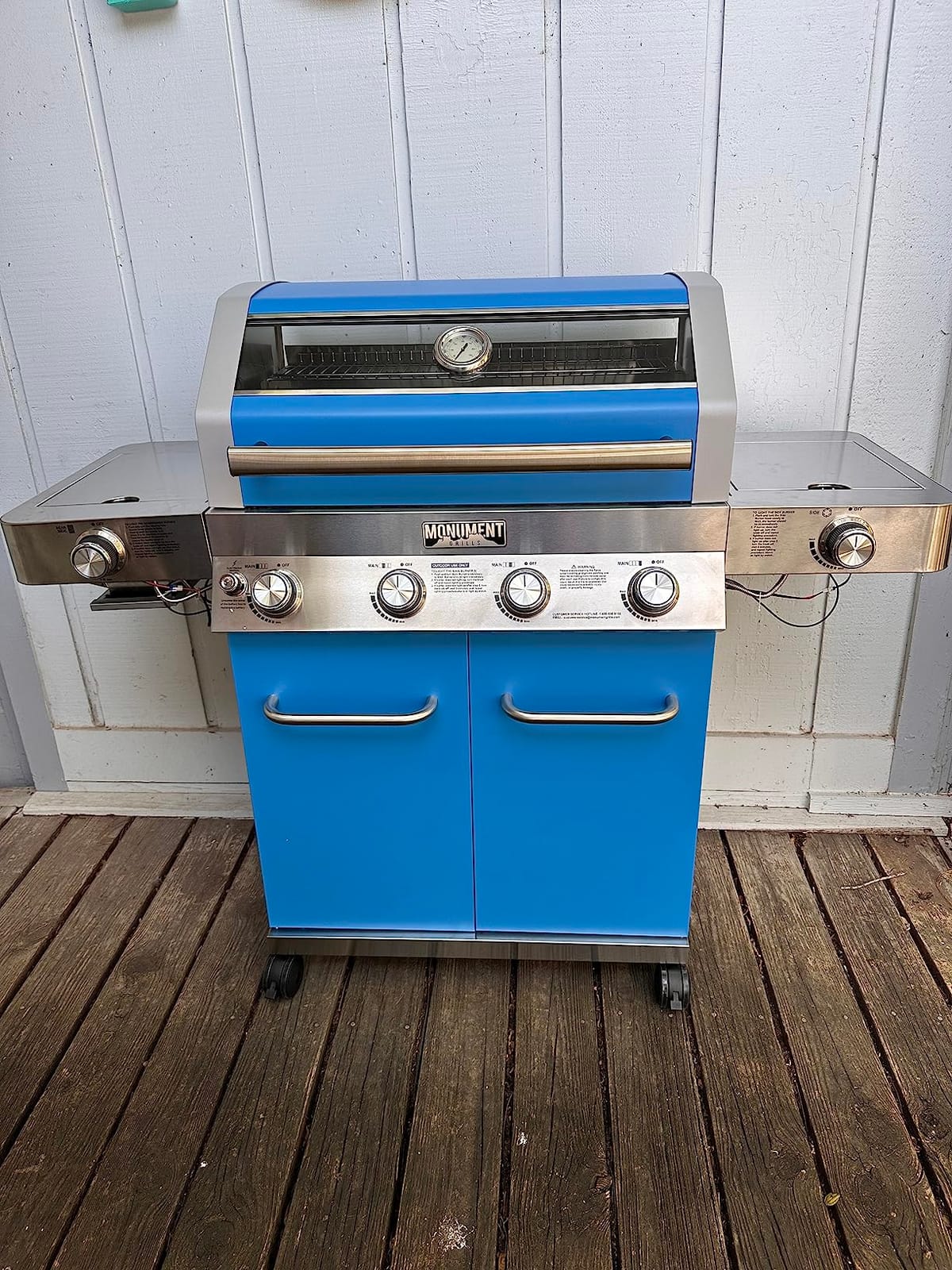 Monument Grills Larger 4+2 Burner Propane Gas Grills Stainless Steel Cabinet Style with Clearview® Lid, Knob Controls, Built-In Thermometer, Infrared Side Sear Burners & Side Burners, Blue customer photo 2