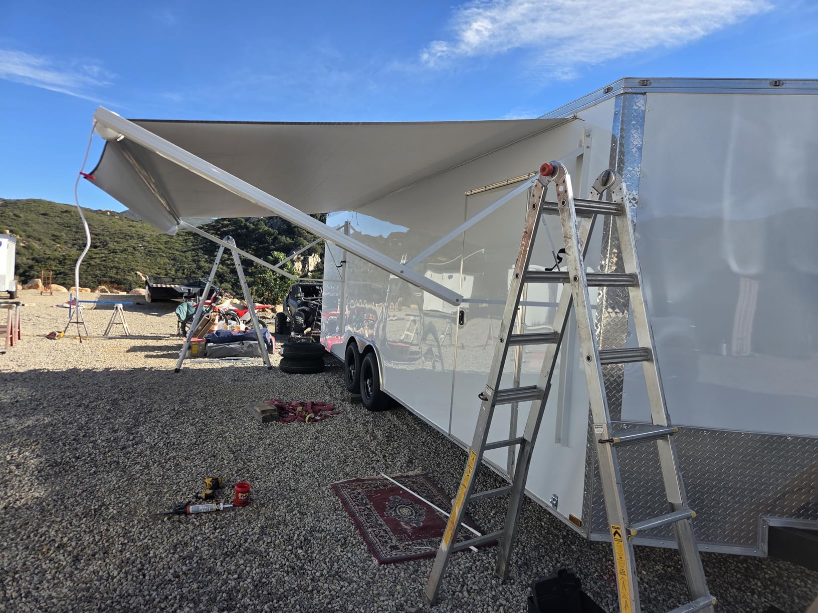YESCAMP Motorized RV Awning Complete Kit Retractable Electric Camper Awning for RV, Trailers, 5th Wheel, Toy Haulers, Motohome RV Trailer Awning for Camper or Home (19Ft, Black Frame, Grey Fade) customer photo 1