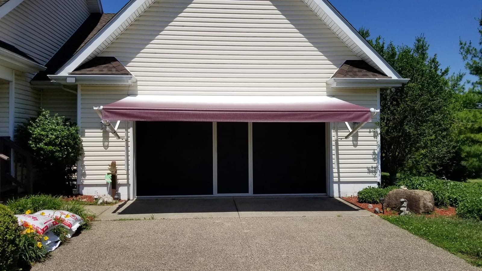 YESCAMP Motorized RV Awning Complete Kit Retractable Electric Camper Awning for RV, Trailers, 5th Wheel, Toy Haulers, Motohome RV Trailer Awning for Camper or Home (19Ft, Black Frame, Grey Fade) customer photo 2