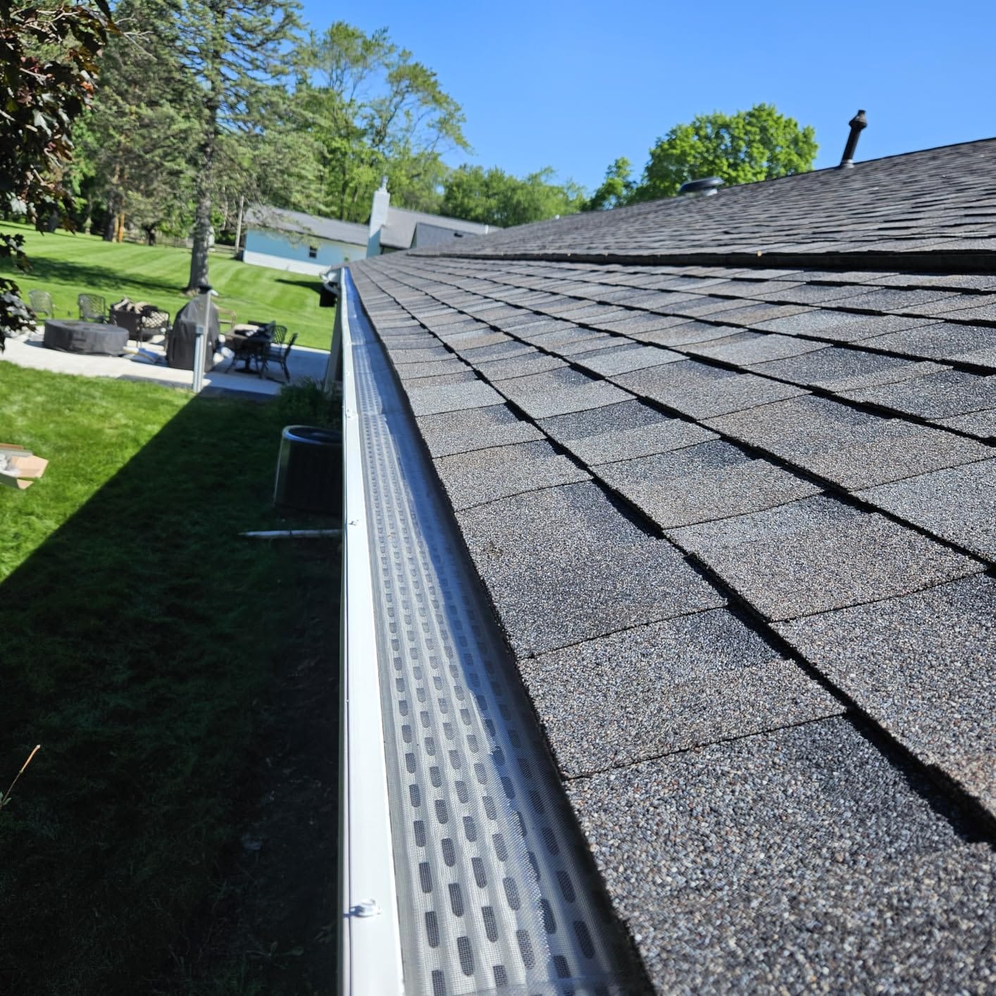 DIY Gutter Guards, 5 Inch, 100 FT, Stainless Mesh, White customer photo 1