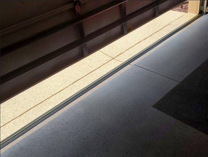 20Ft Universal Garage Door Bottom Threshold Seal Strip with 20oz Glue Gel, Weatherproof Rubber DIY Weather Stripping Replacement - Grey customer photo 2
