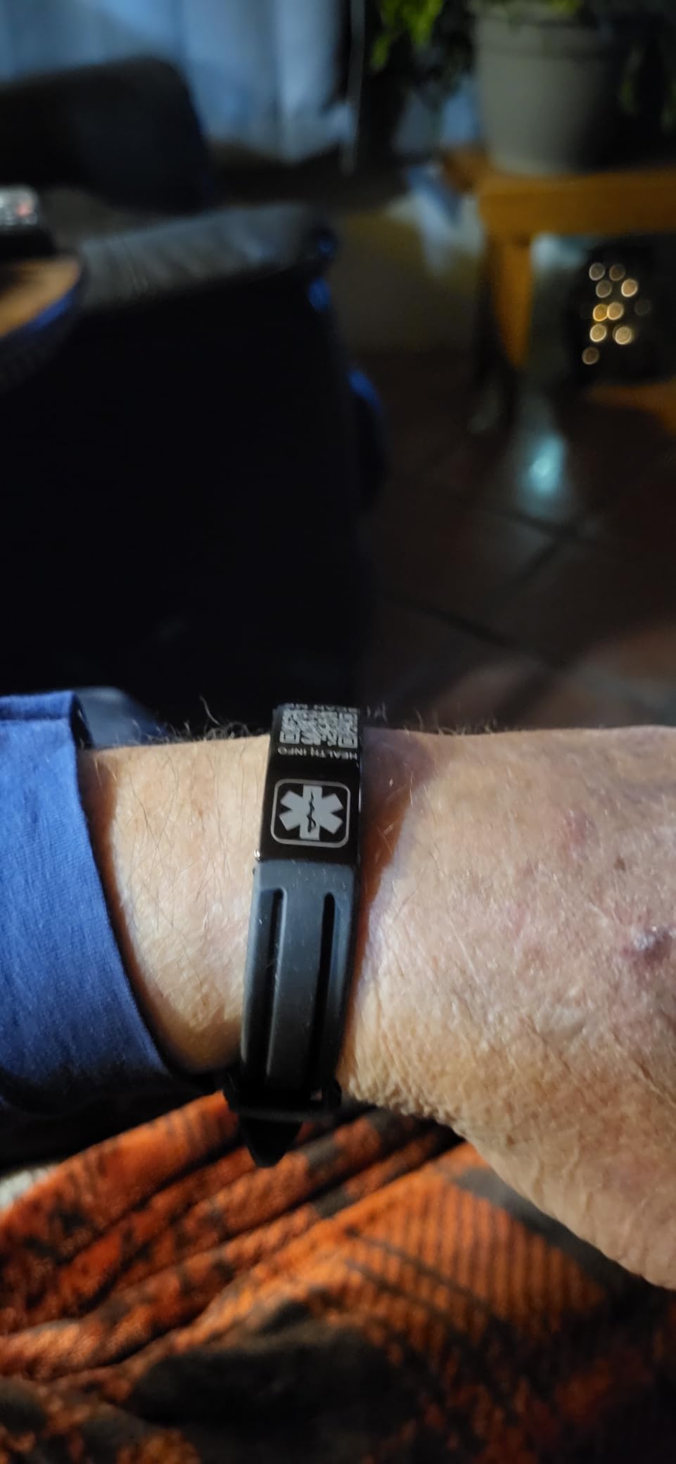 Medical Bracelets for Men Women with QR Code Medical Alert ID Bracelets customer photo 1