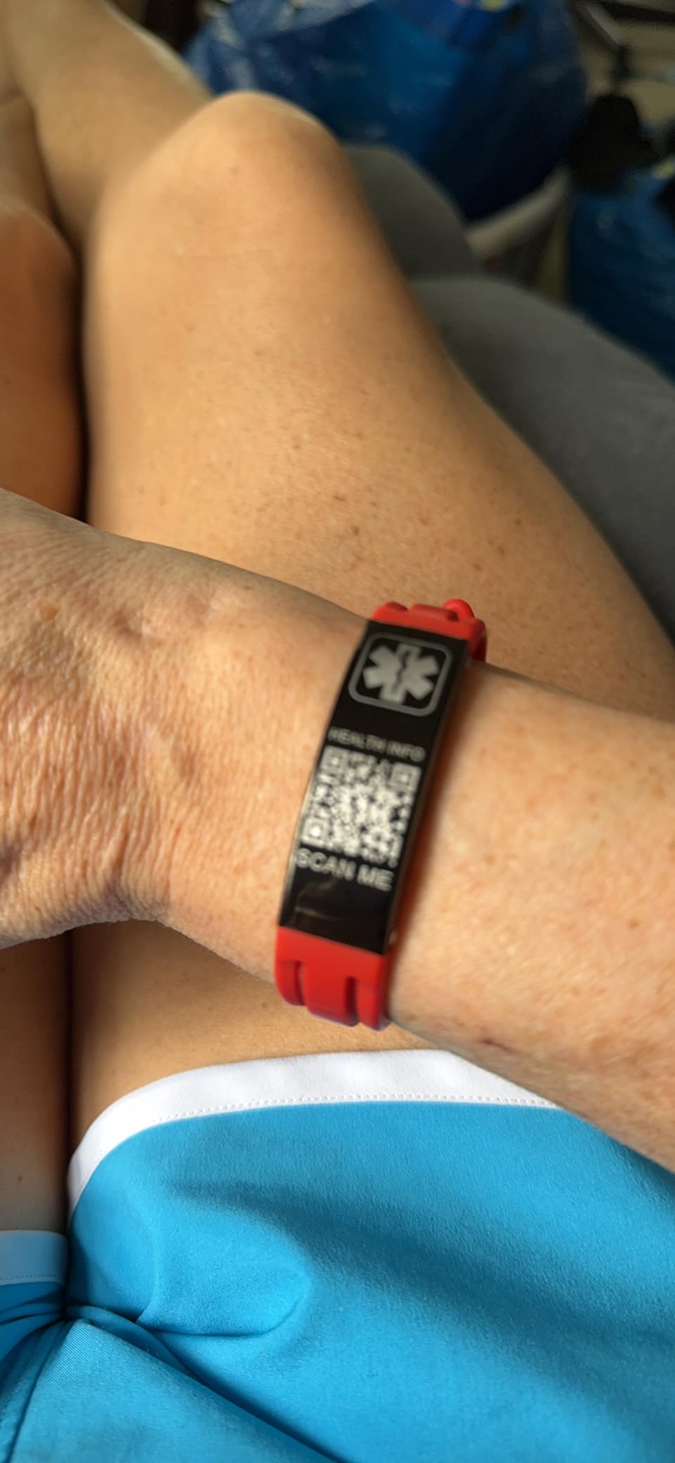 Medical Bracelets for Men Women with QR Code Medical Alert ID Bracelets customer photo 2
