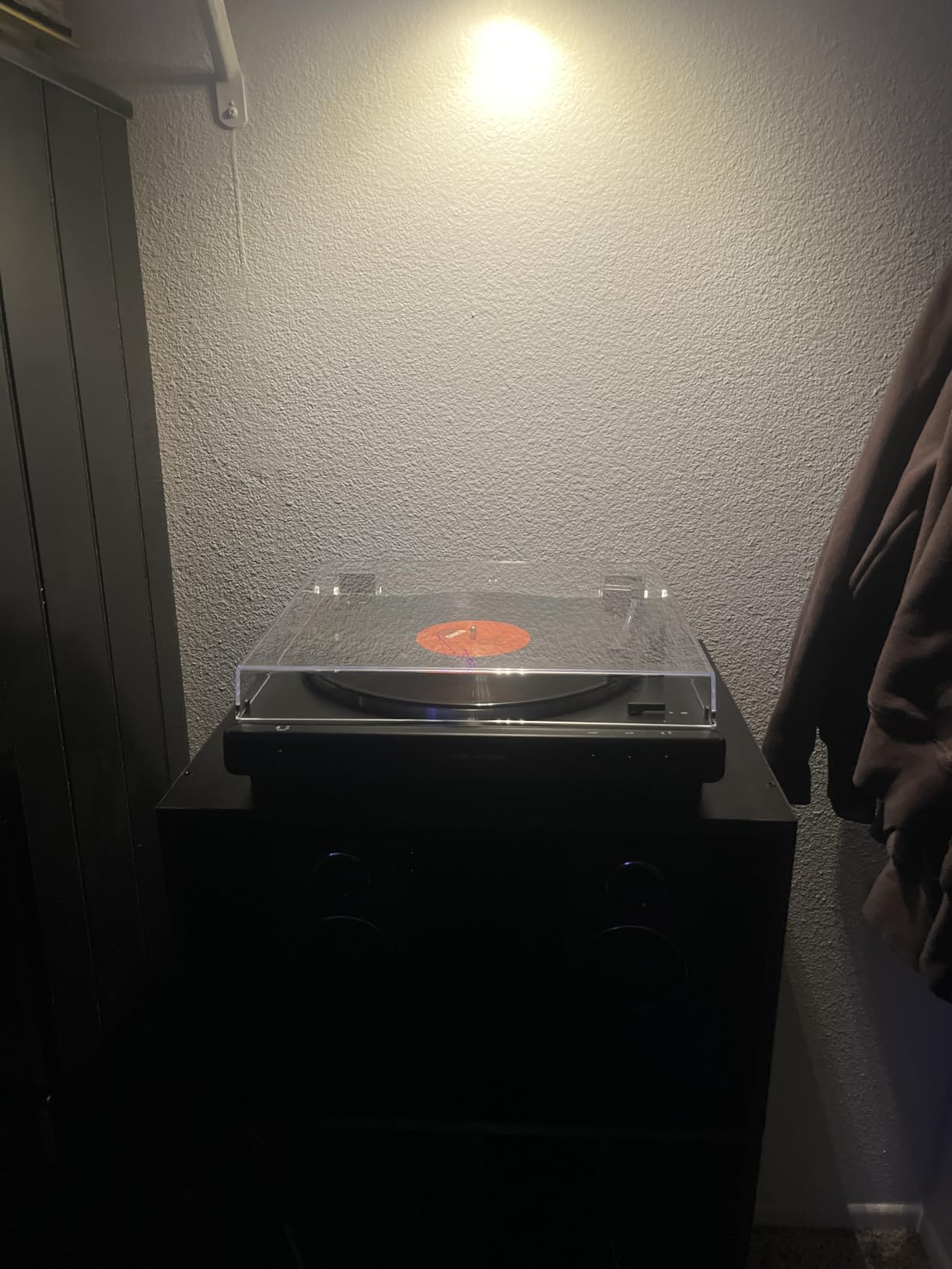 Lerliuo Record Player Stand, Black Turntable Stand Holds up to 160 Albums customer photo 2