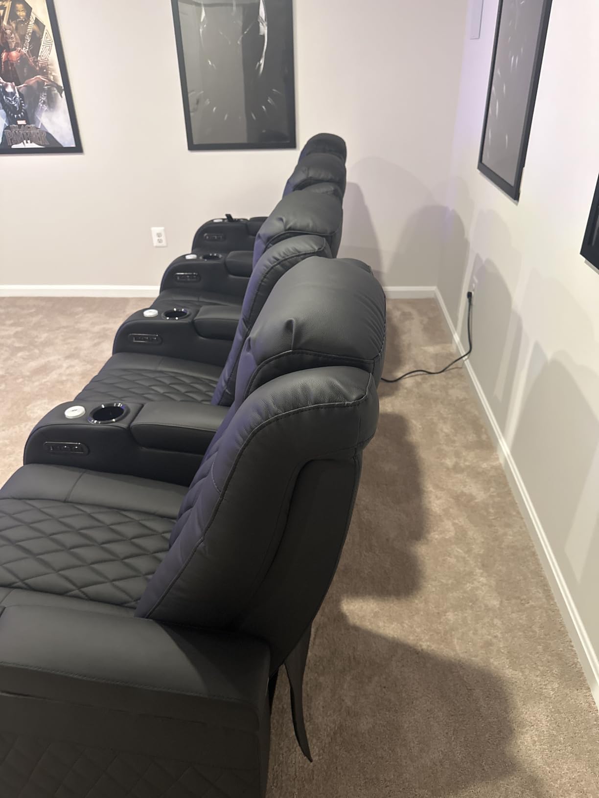 Weilianda Home Theater Seating, Top Grain Leather Movie Theater Chair customer photo 1