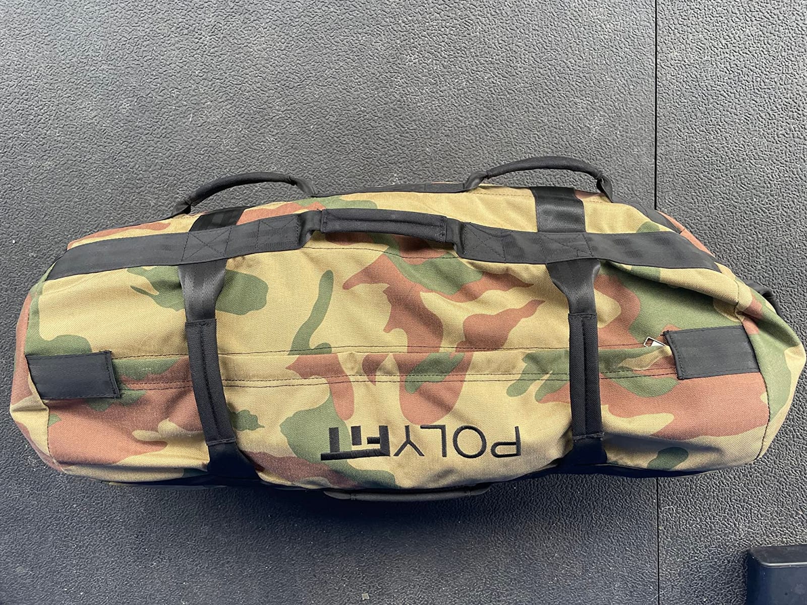 Polyfit Classic Sandbag - Workout Sandbag with 8 Gripping Handles customer photo 2