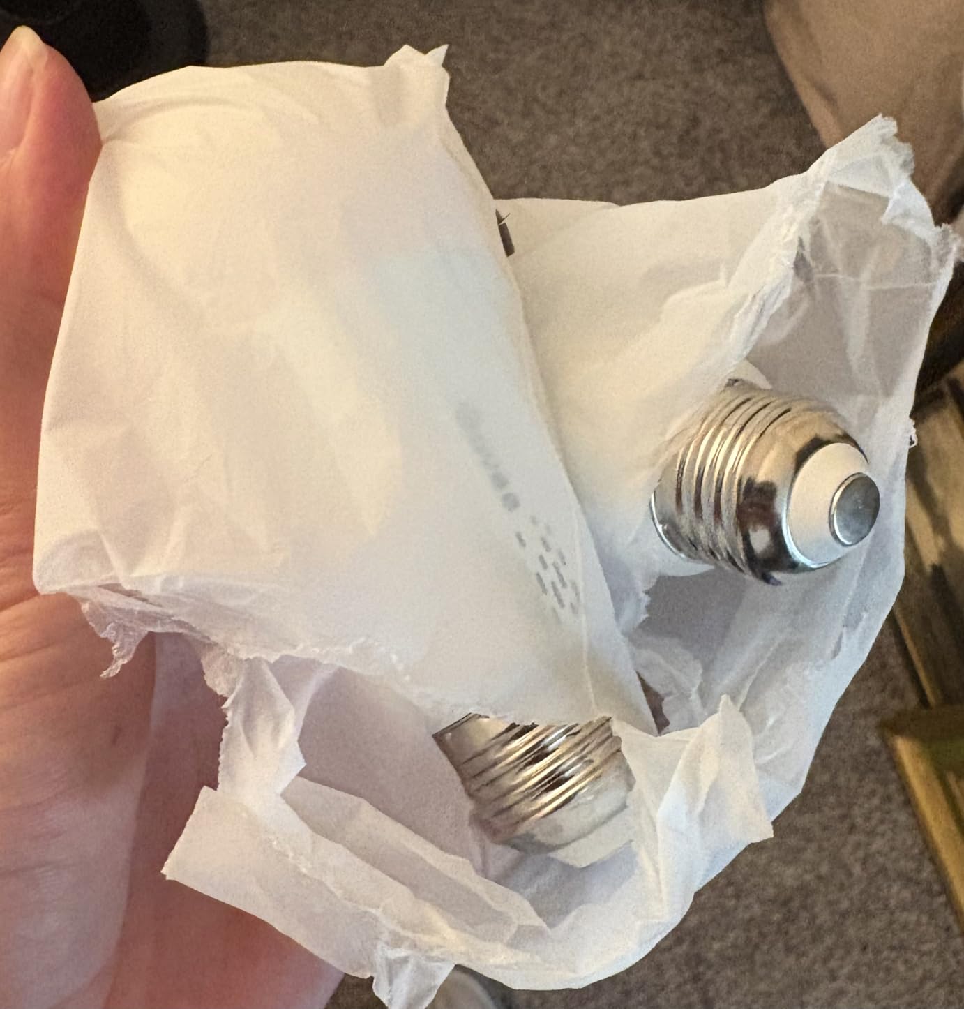 Govee LED Smart Light Bulbs, 1000LM RGBWW A19 75W E26 Base 4 Pack customer photo 2